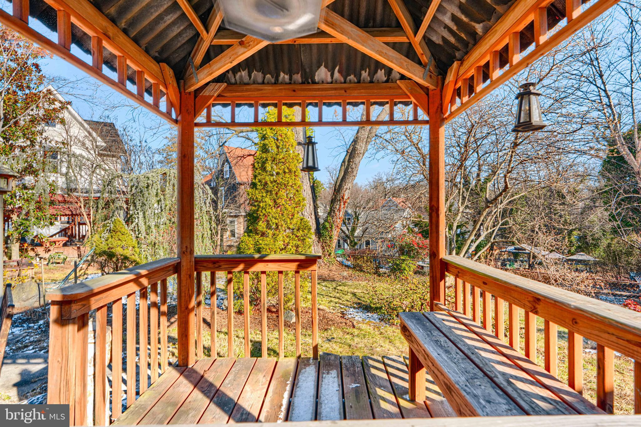 RADNOR WINSTON - Residential