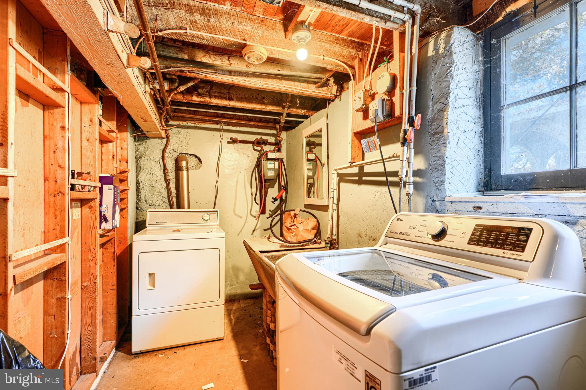 RADNOR WINSTON - Residential