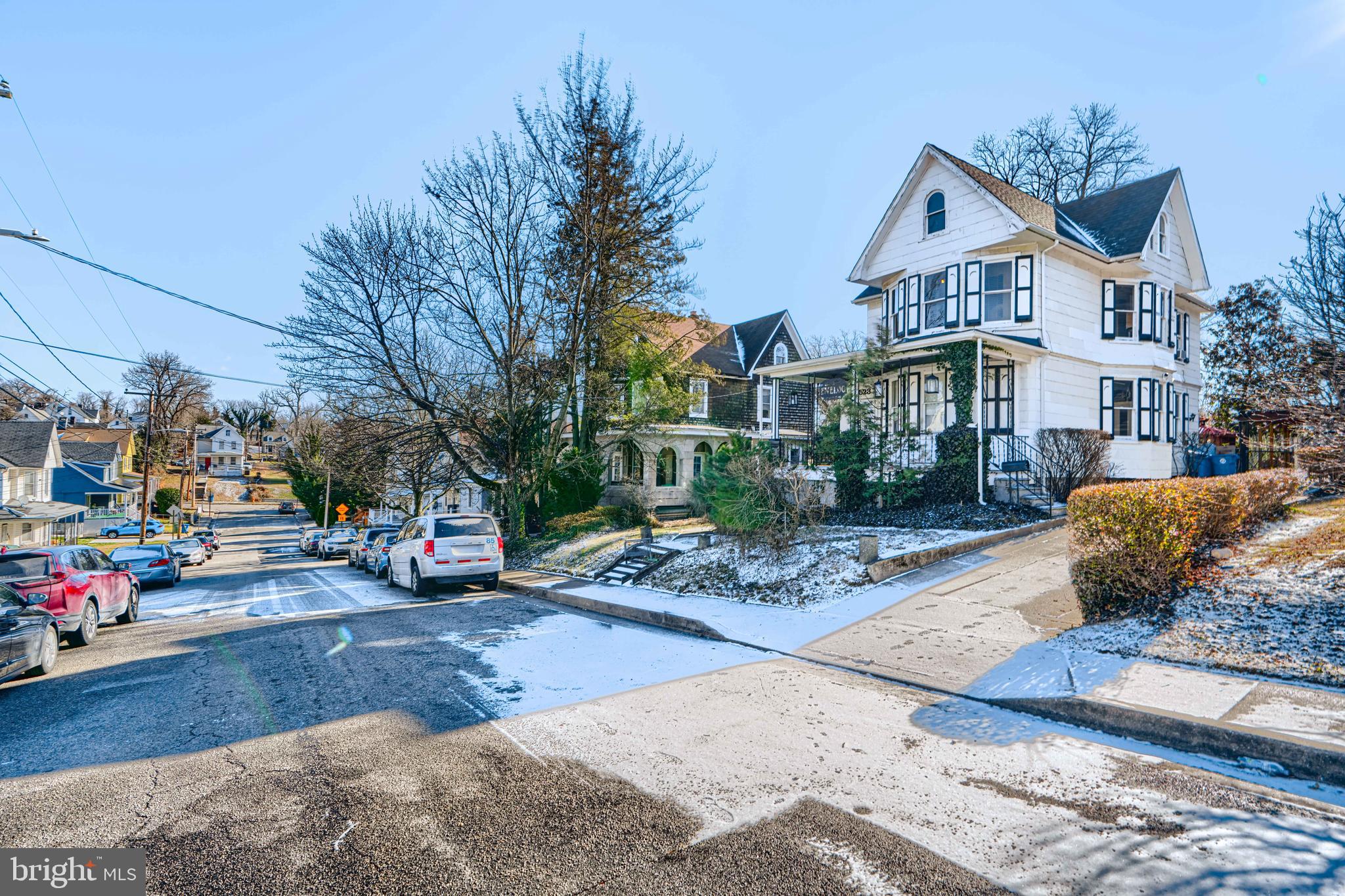 RADNOR WINSTON - Residential