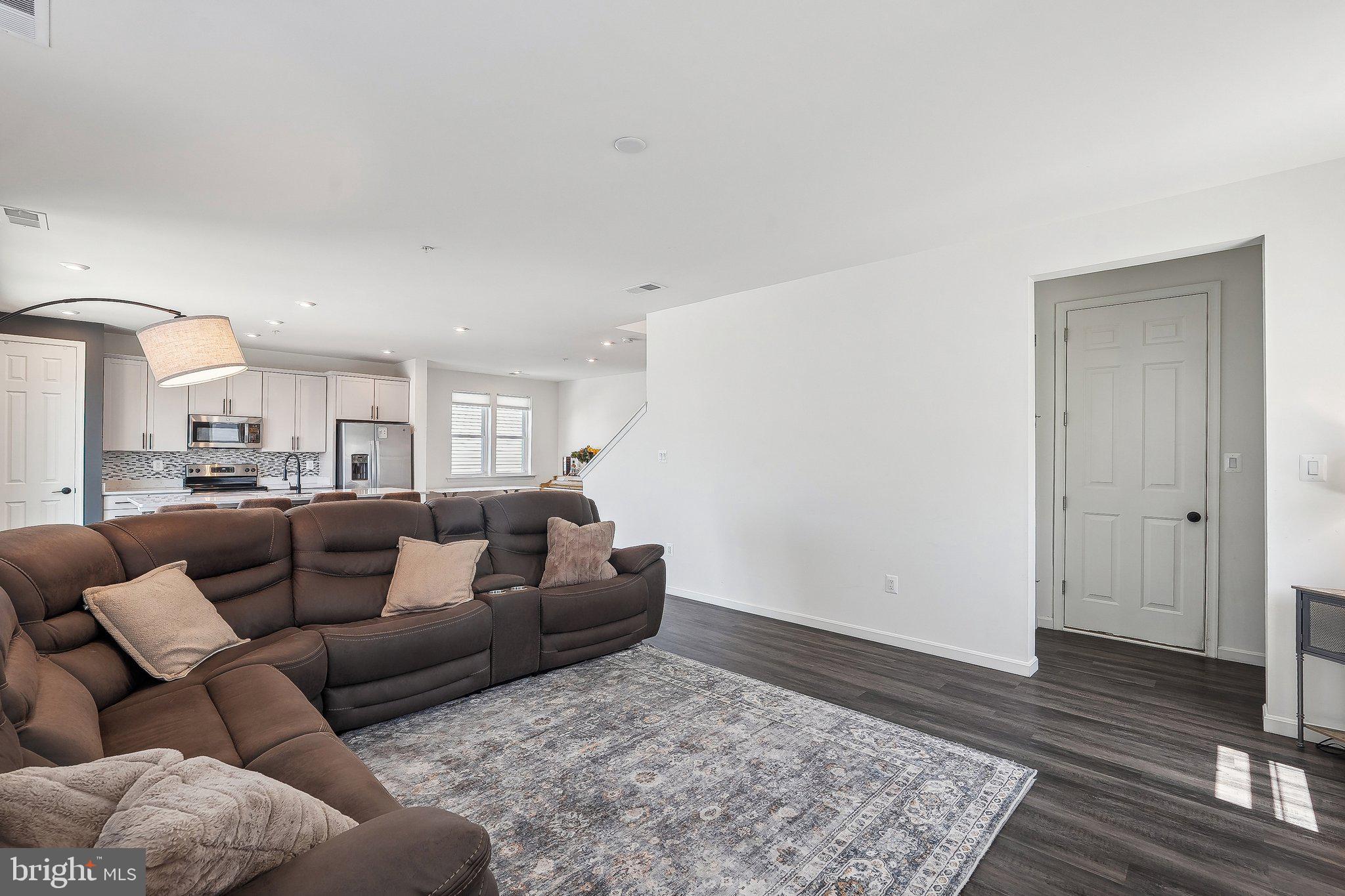 HAGERS CROSSING - Residential