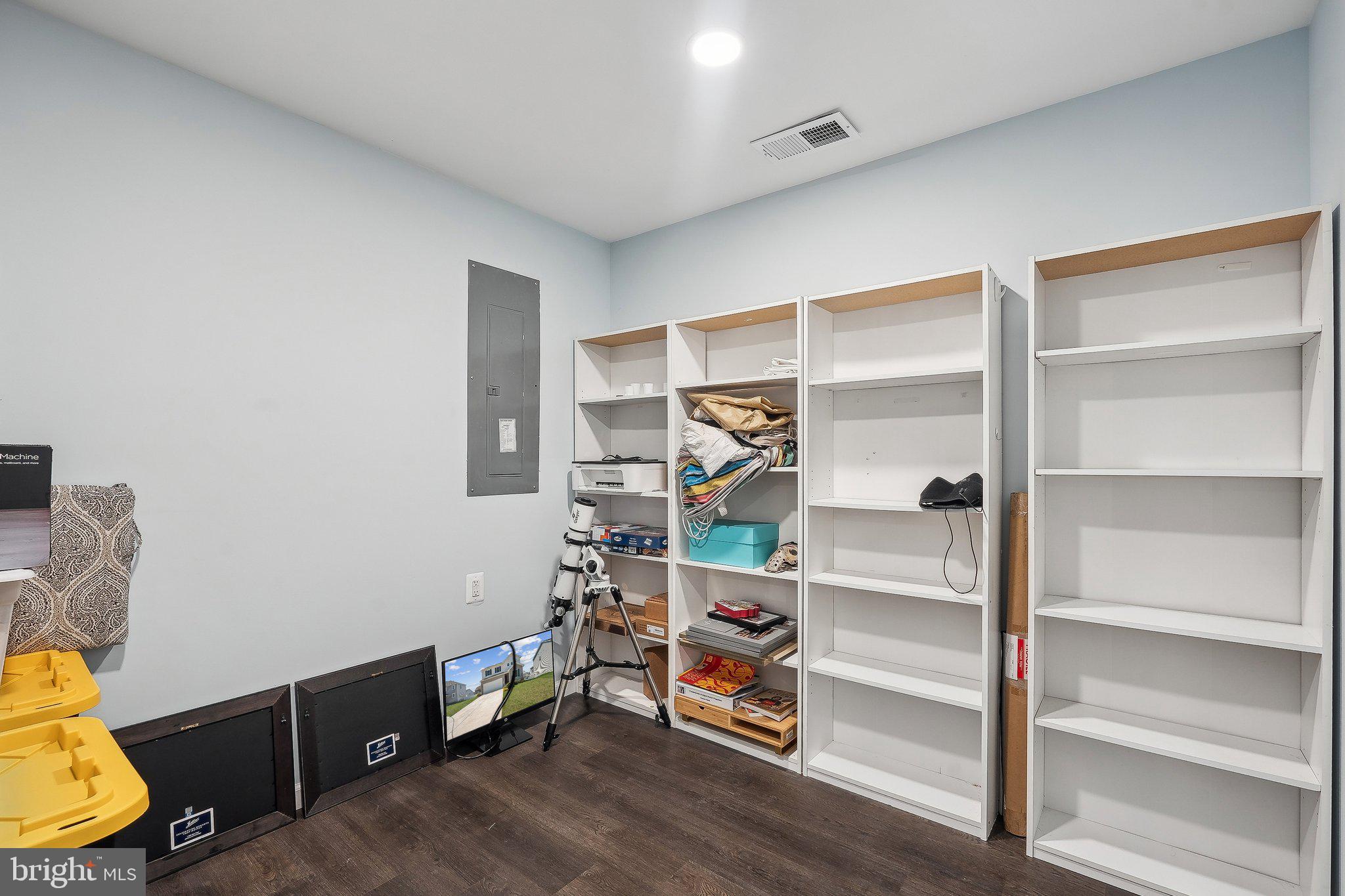 HAGERS CROSSING - Residential