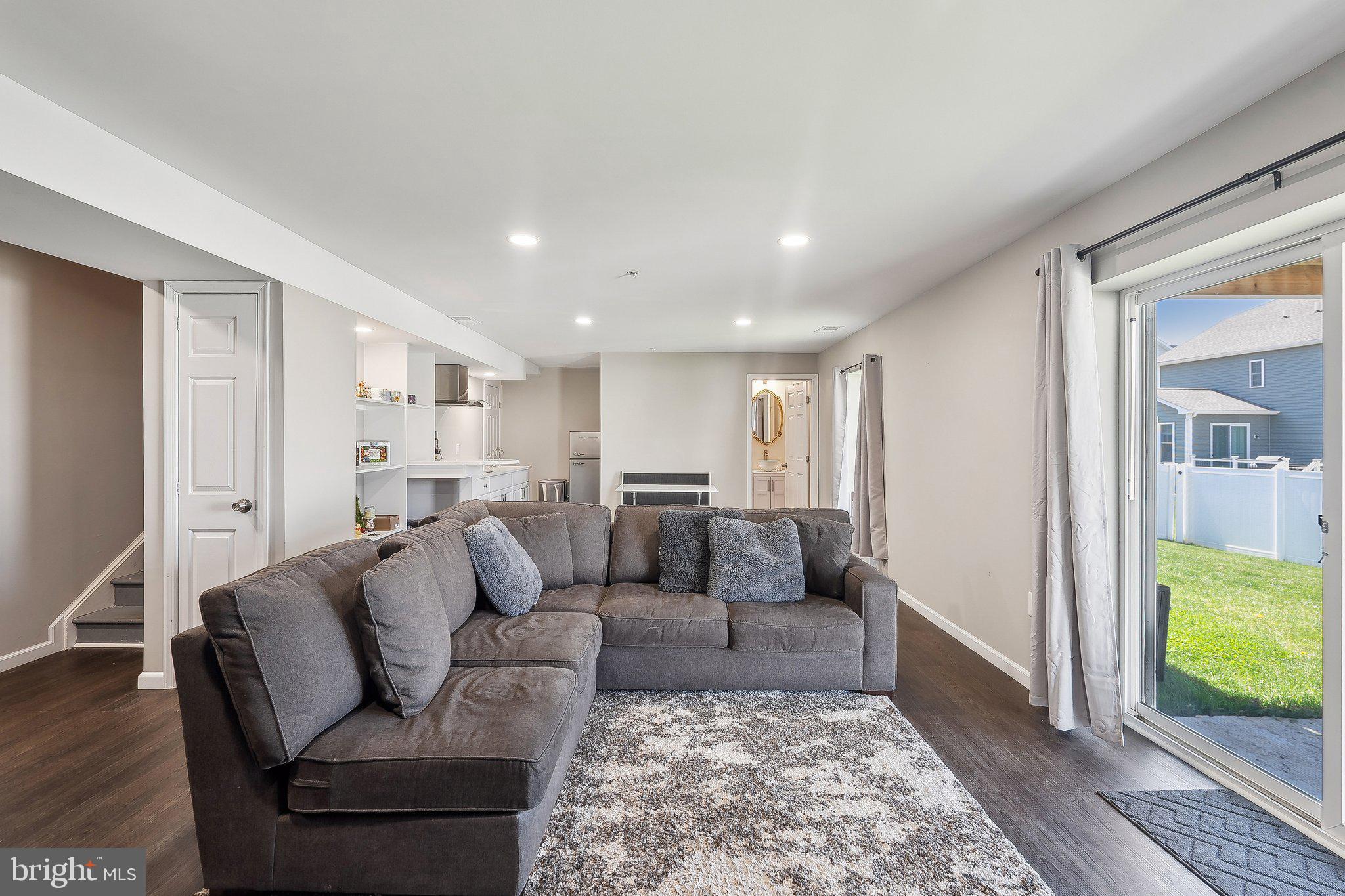 HAGERS CROSSING - Residential