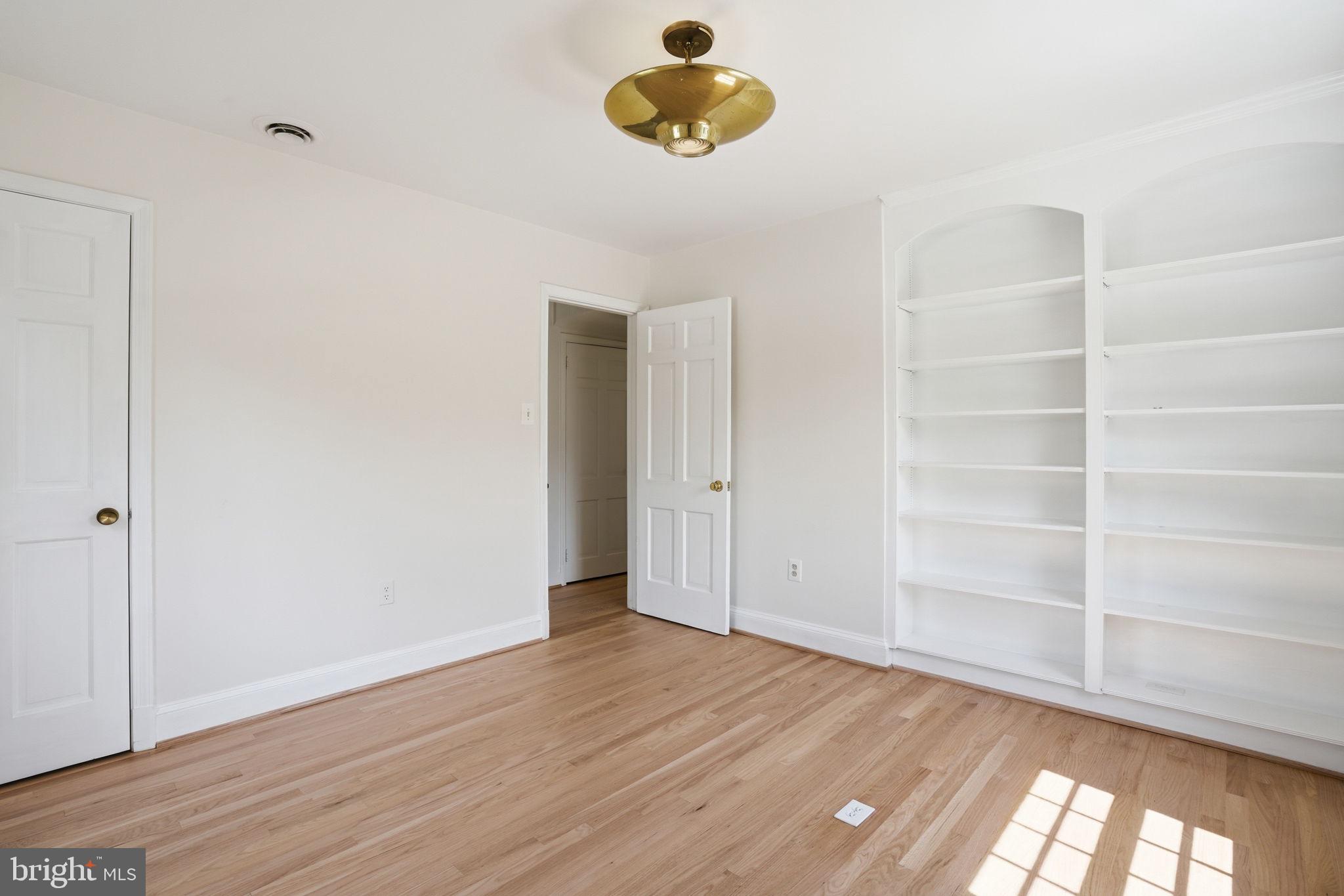 NORTH HOMELAND - Residential