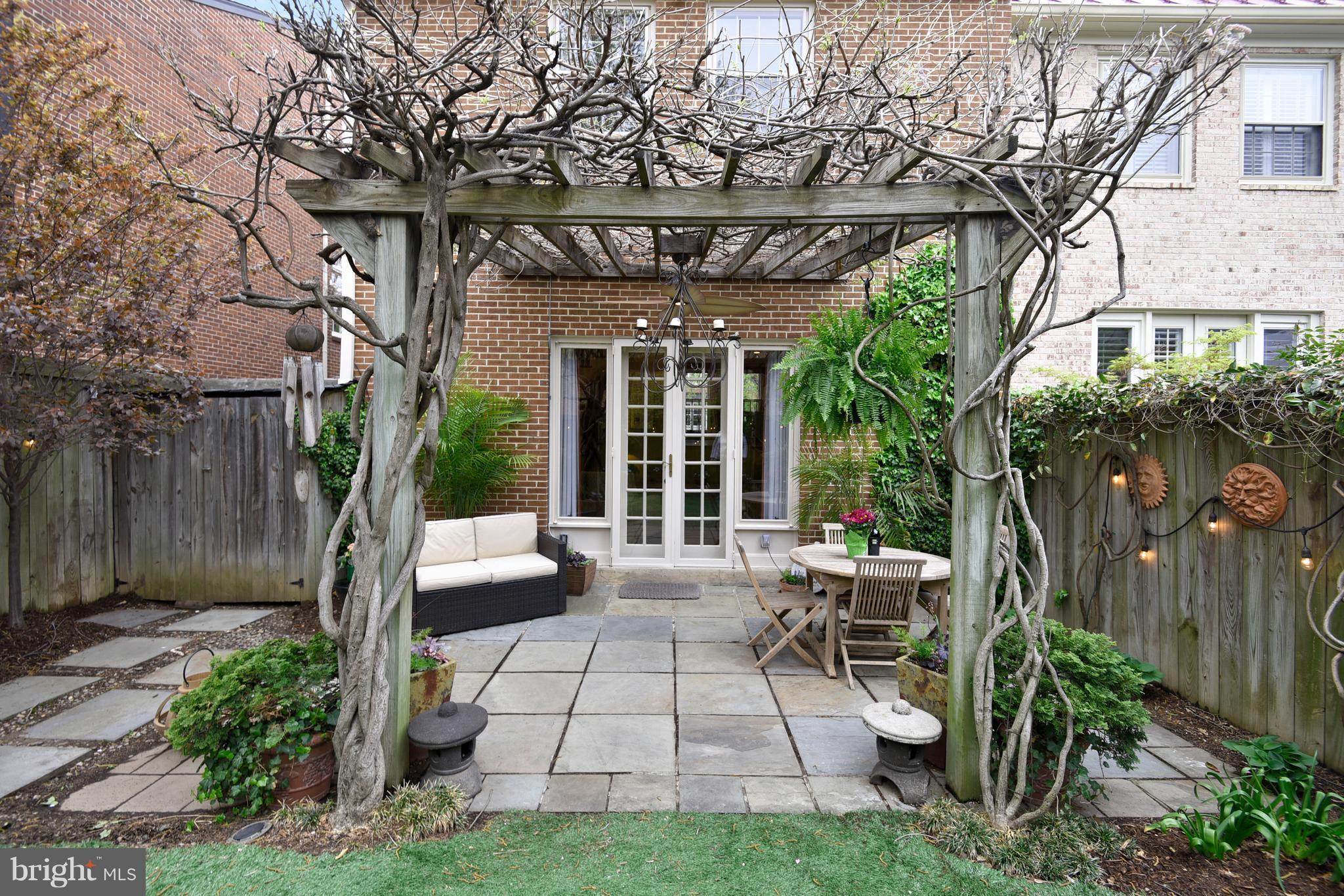 OLD TOWN - Residential