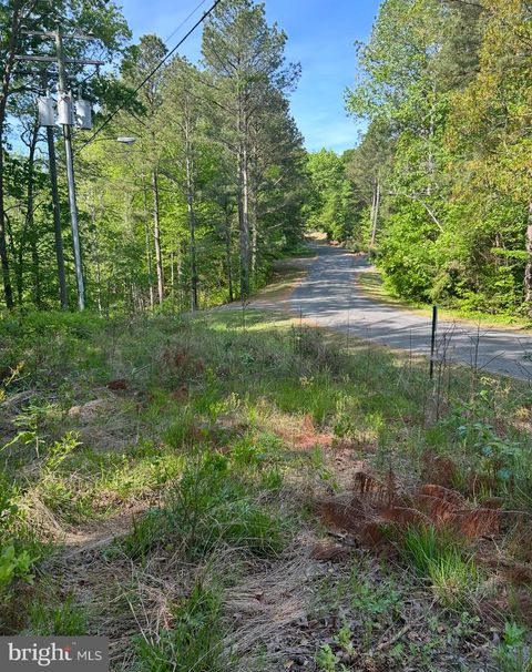 Vacant Land For Sale - LOT 2 Wallace Street<br/> WARSAW, VA 22572