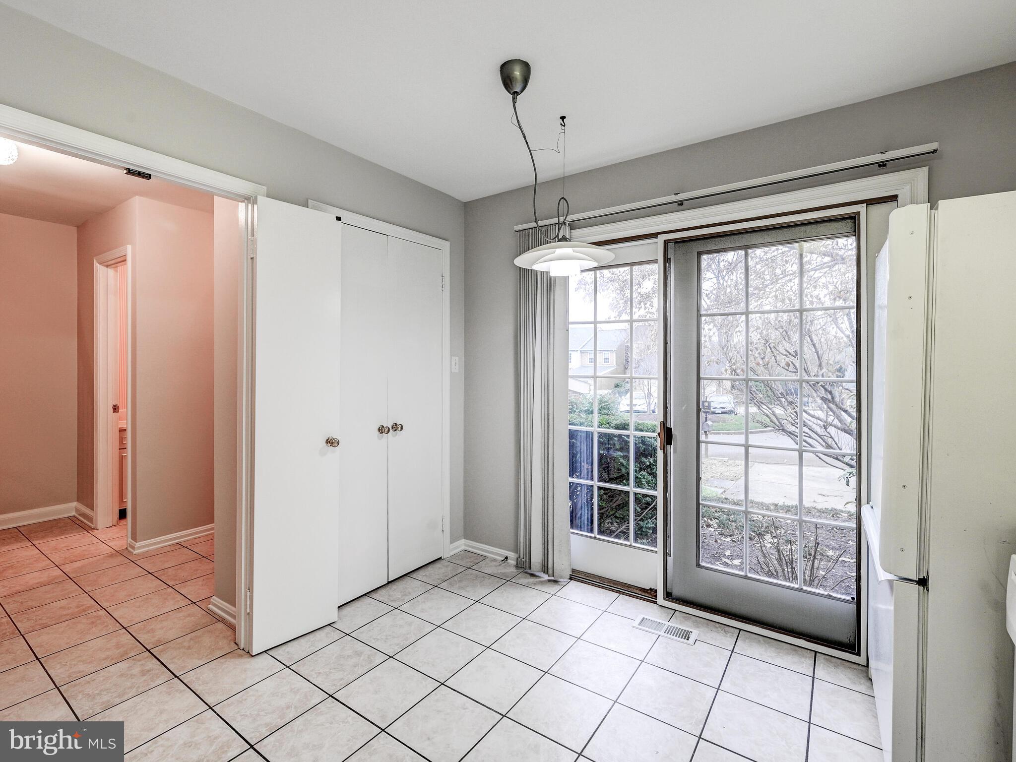 CHARLESBROOKE - Residential