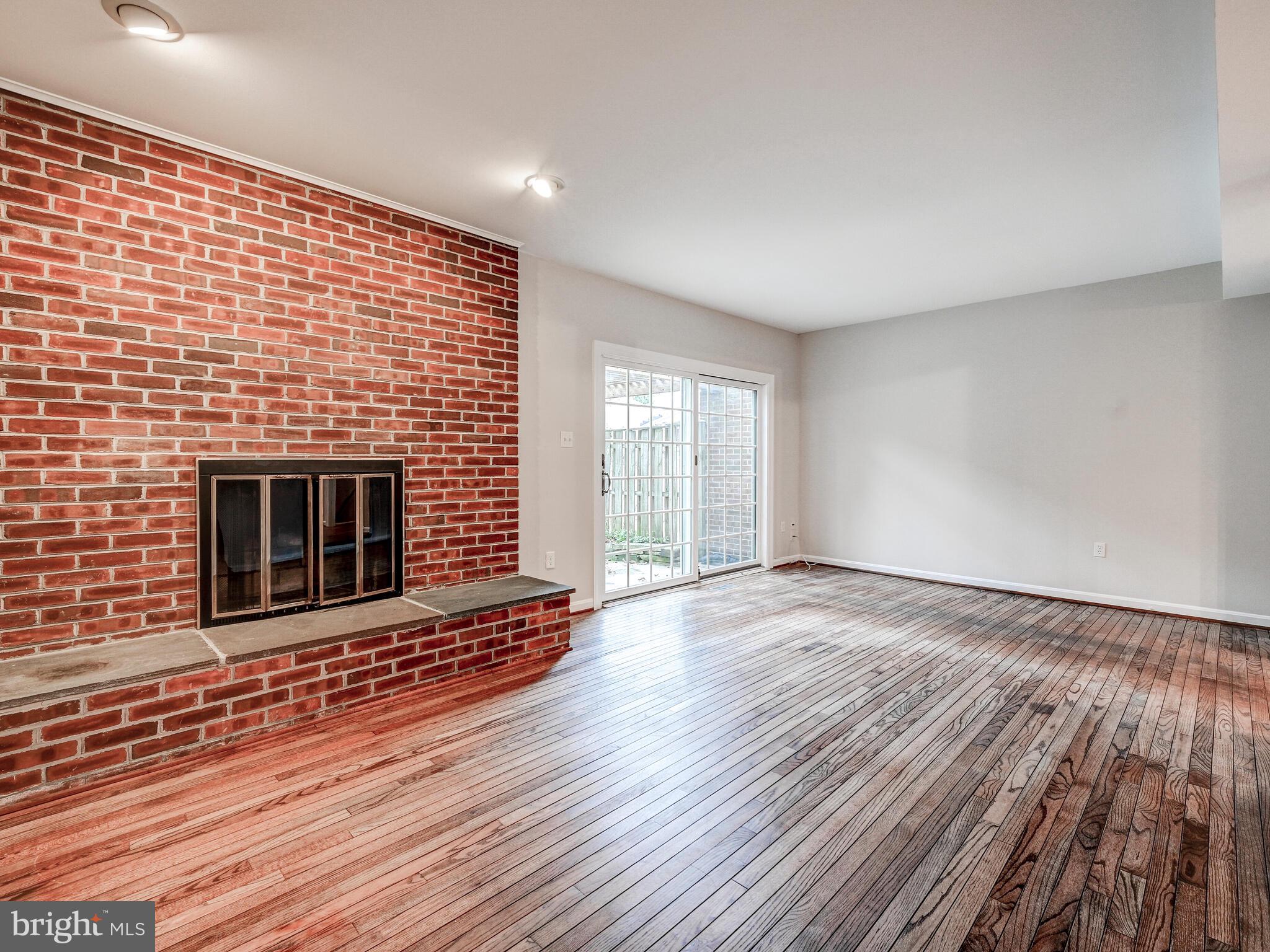 CHARLESBROOKE - Residential