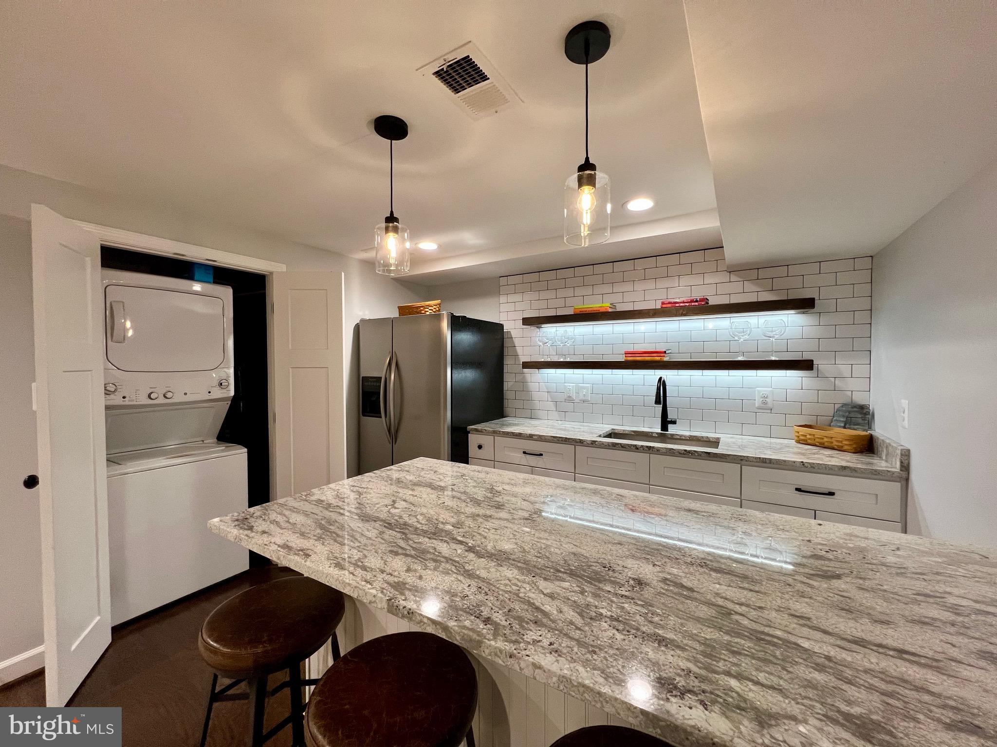 SEMINARY RIDGE - Residential Lease