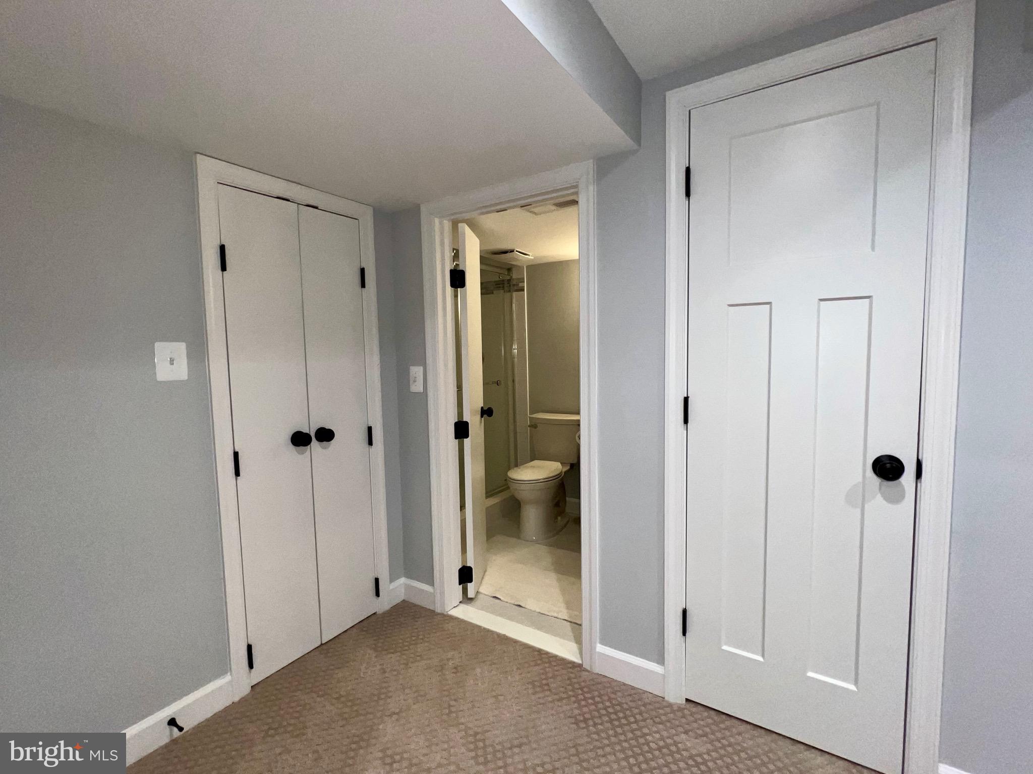 SEMINARY RIDGE - Residential Lease