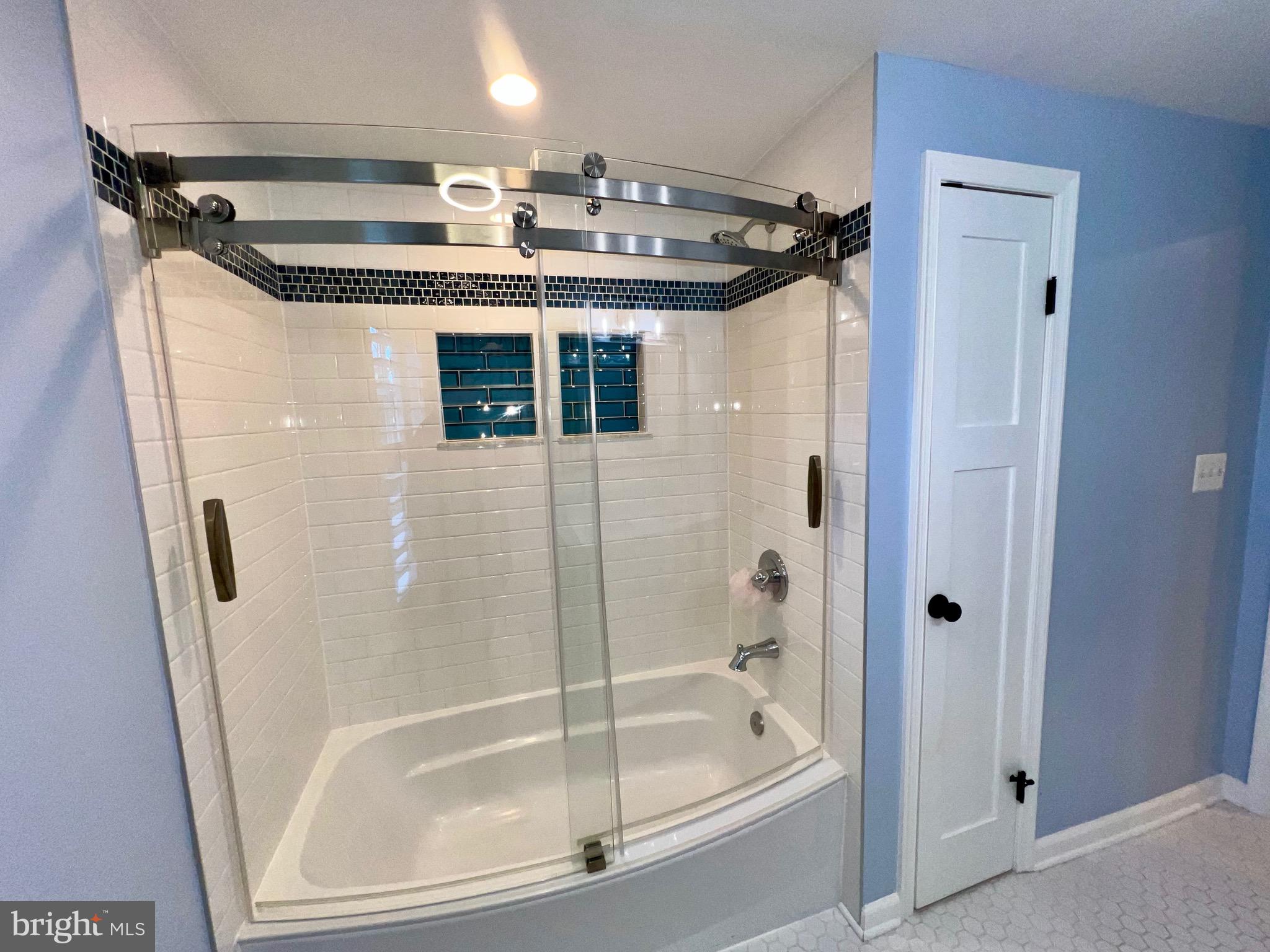 SEMINARY RIDGE - Residential Lease