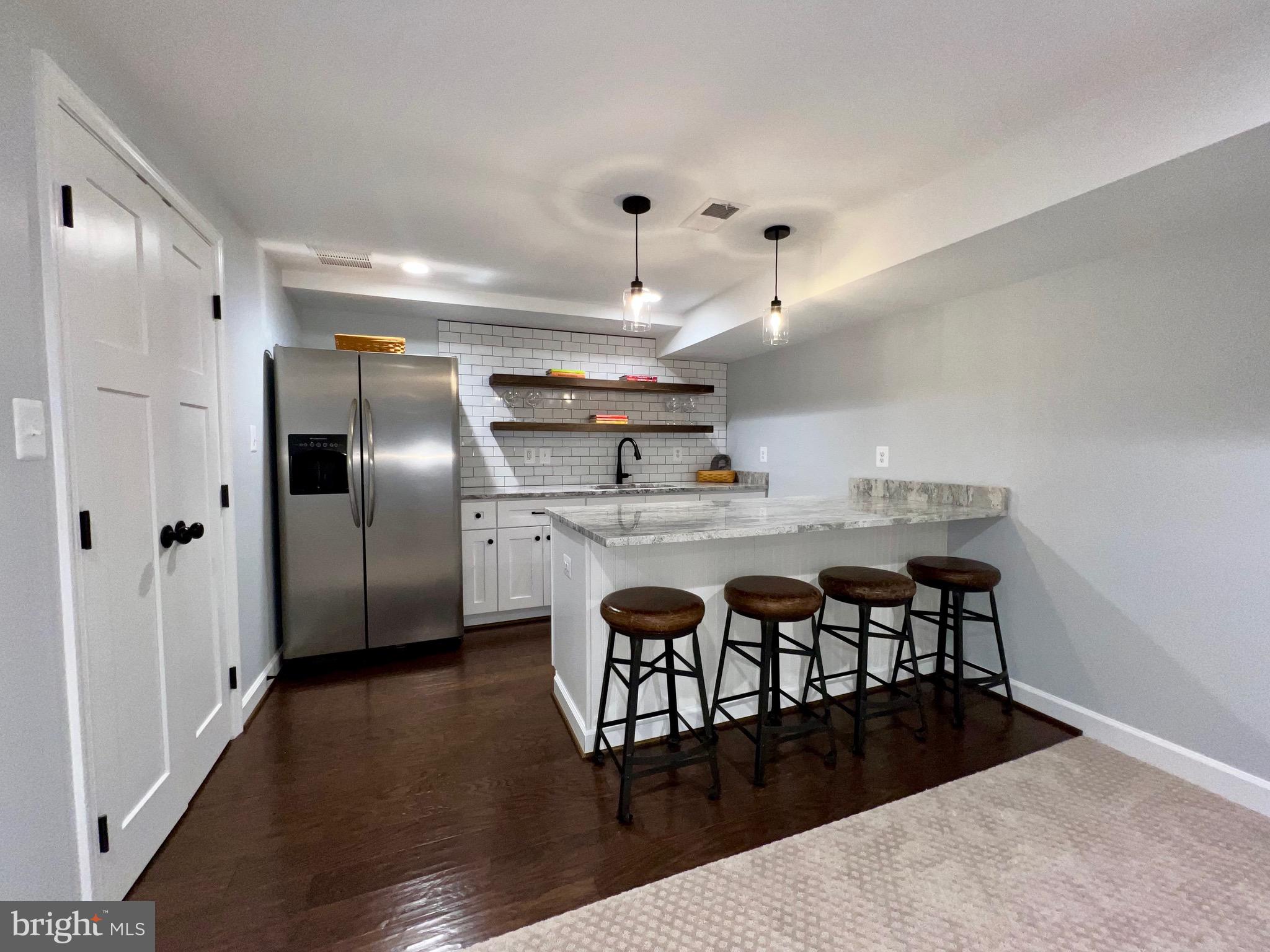 SEMINARY RIDGE - Residential Lease