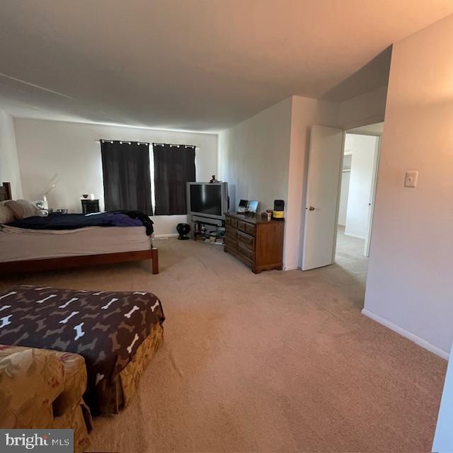 FLOWER HILL - Residential