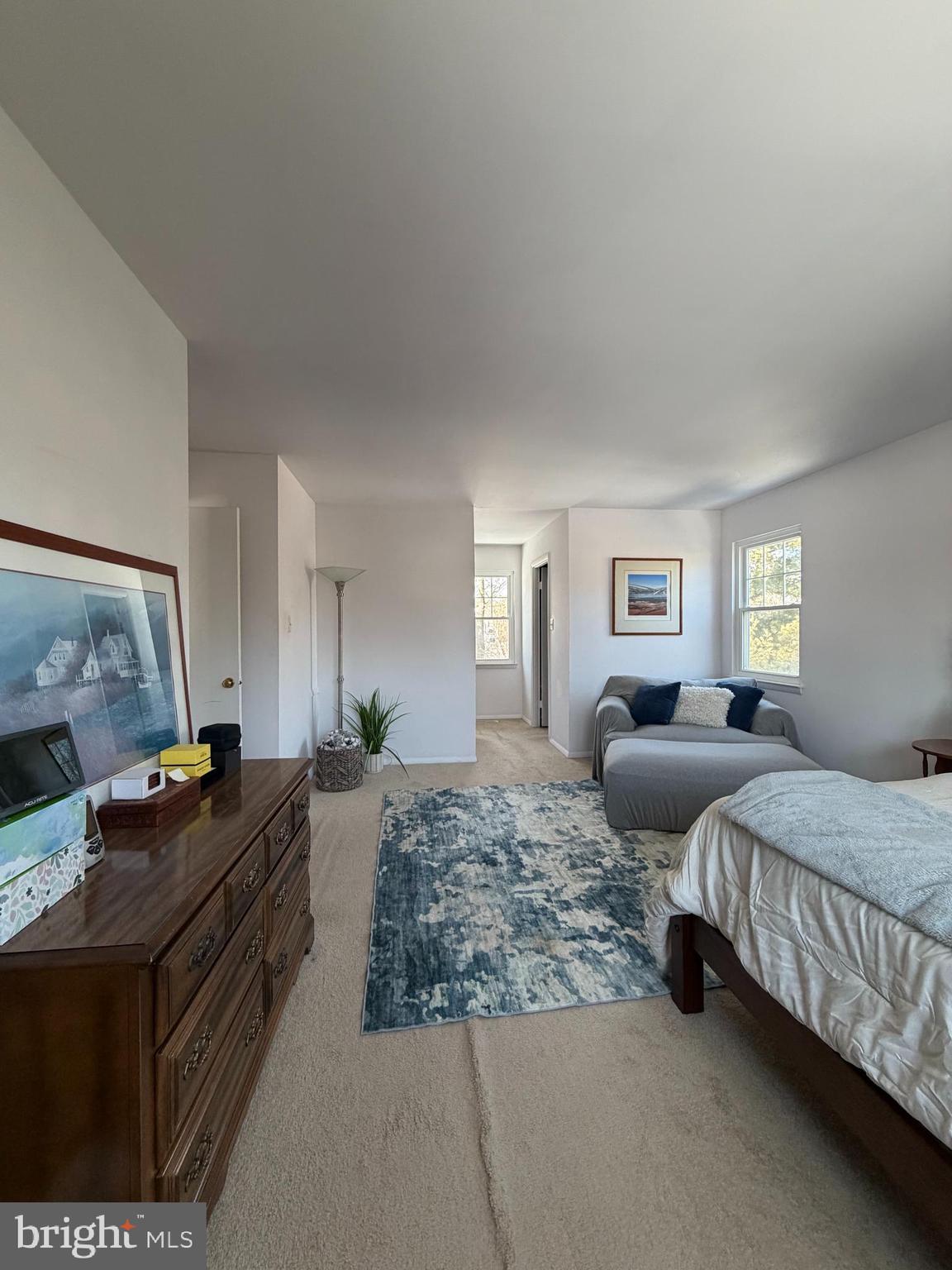 FLOWER HILL - Residential