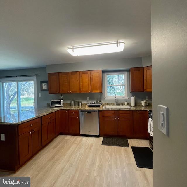 FLOWER HILL - Residential