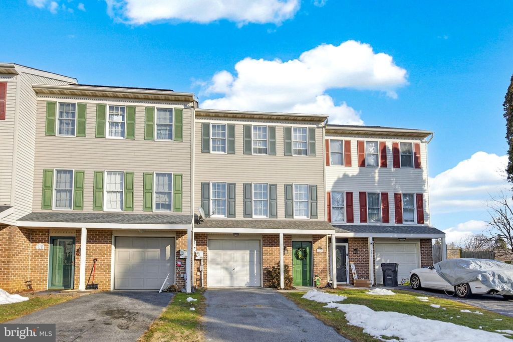 Photo of 129 Townhouse Lane, LANCASTER, PA 17603 (MLS # PALA2083728)