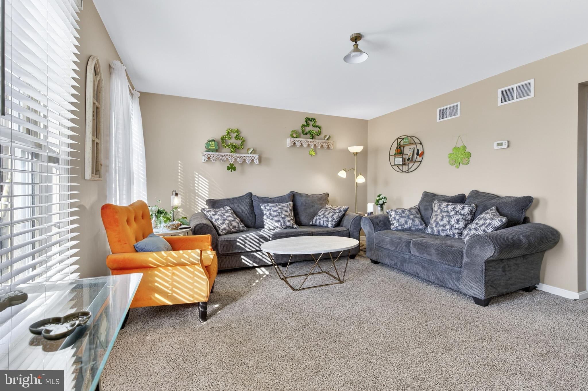 CHARLESTOWN MANOR - Residential