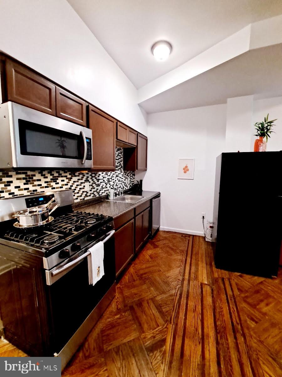 PHILADELPHIA - Residential Lease