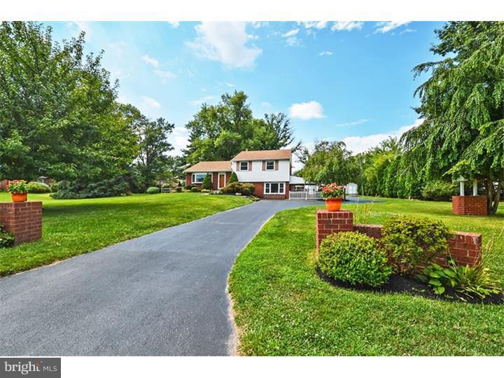 CREEKSIDE AT BLUE BELL - Residential