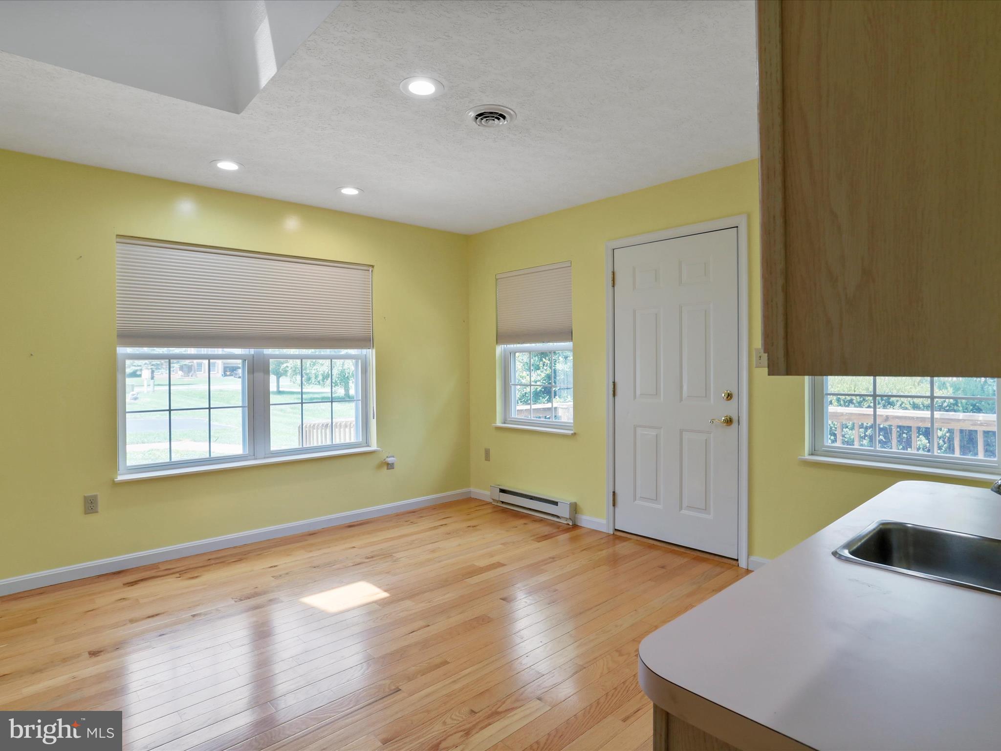 MOUNTAIN BROOK ESTATES - Residential