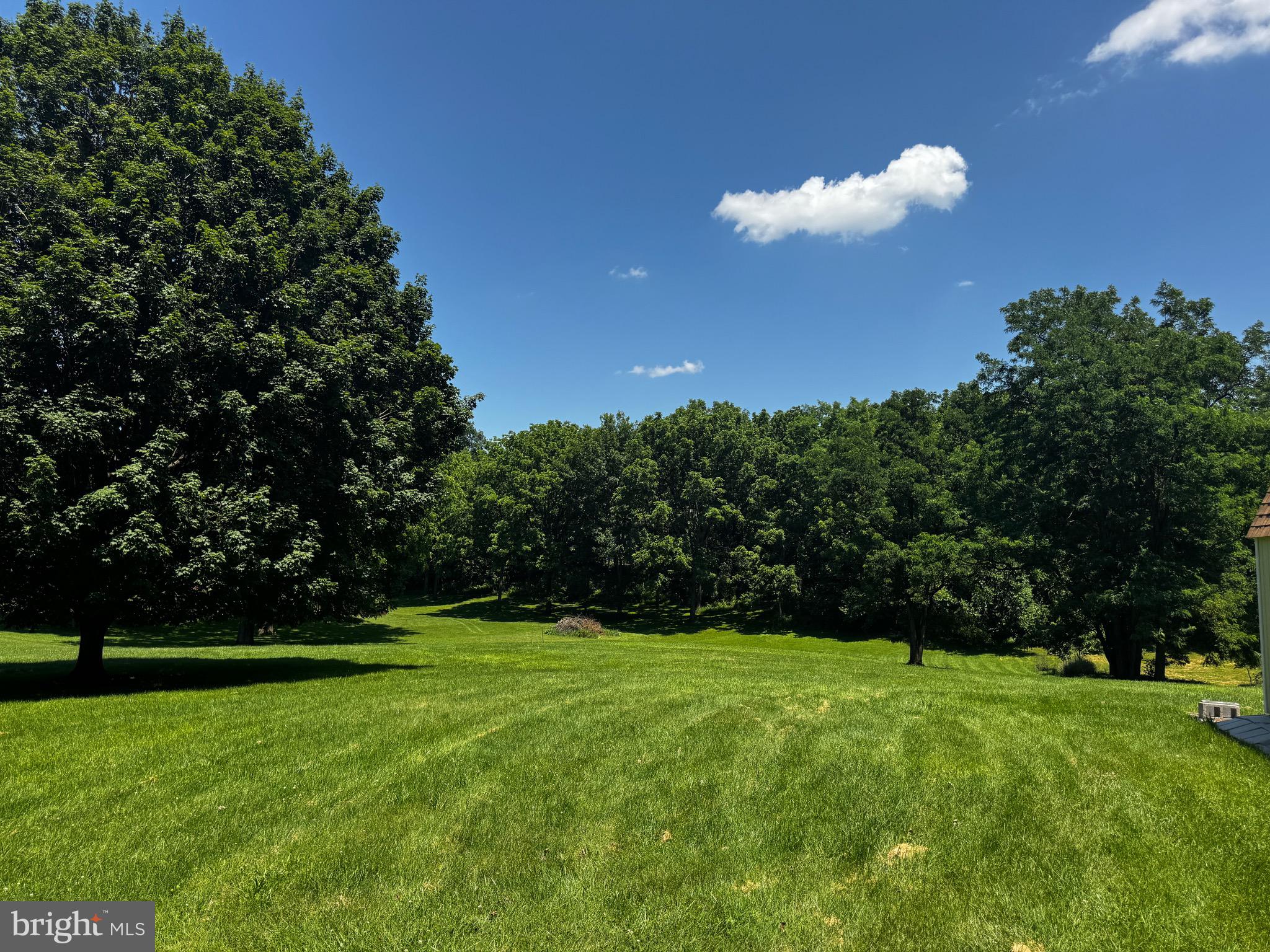 MOUNTAIN BROOK ESTATES - Residential