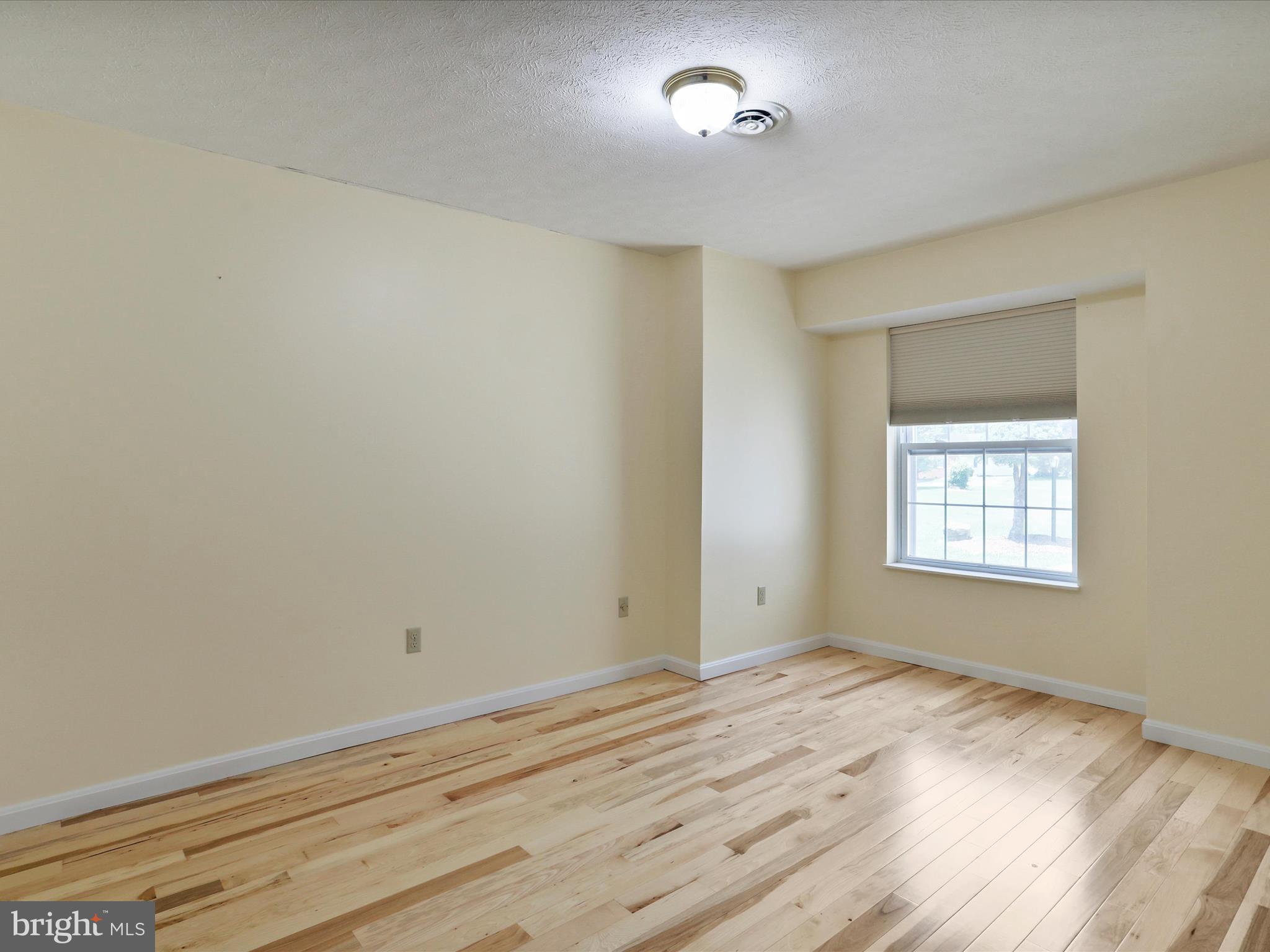 MOUNTAIN BROOK ESTATES - Residential