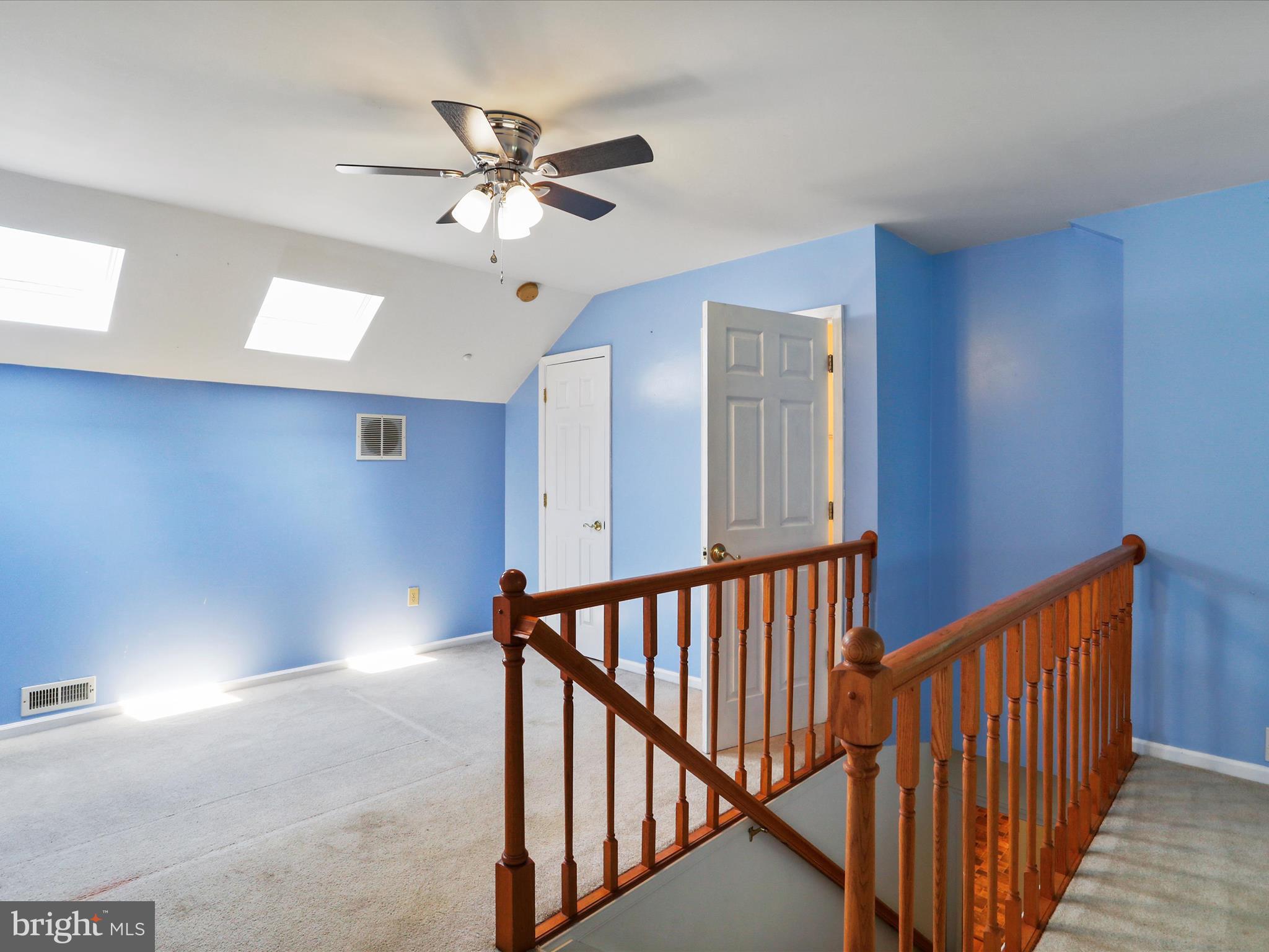 MOUNTAIN BROOK ESTATES - Residential