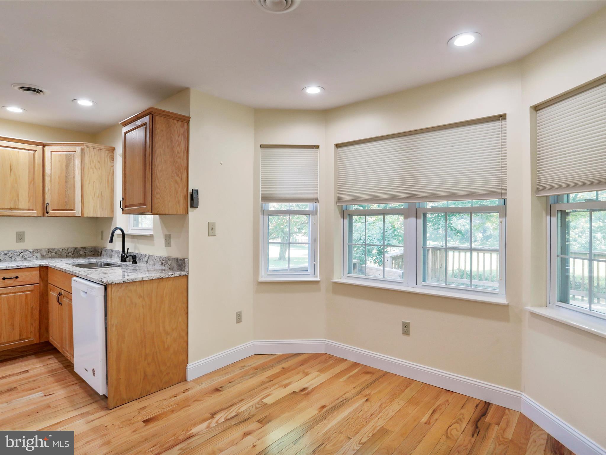 MOUNTAIN BROOK ESTATES - Residential