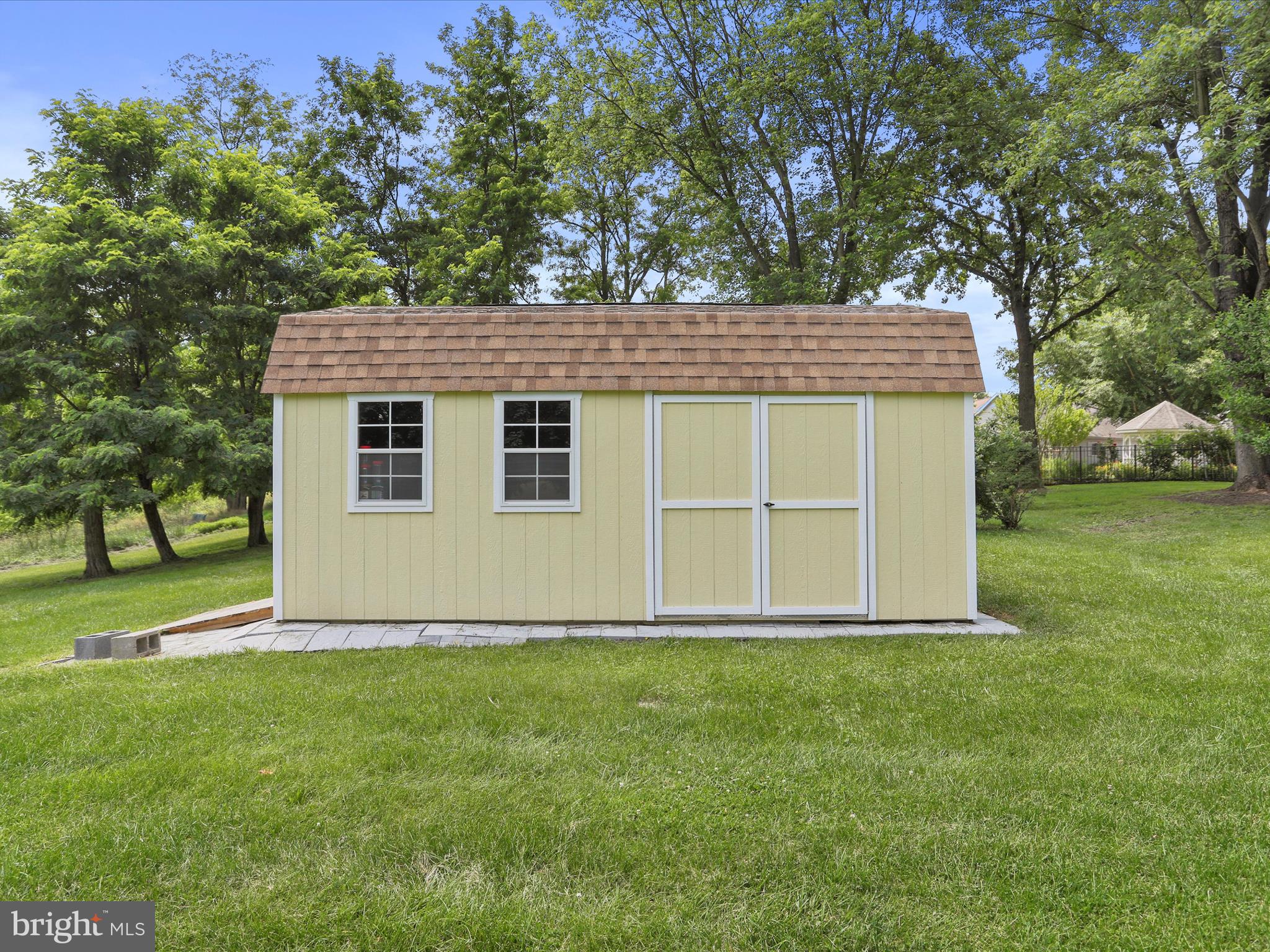 MOUNTAIN BROOK ESTATES - Residential