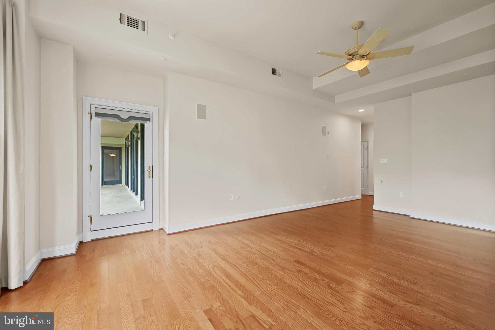 STRATHMORE PARK - Residential