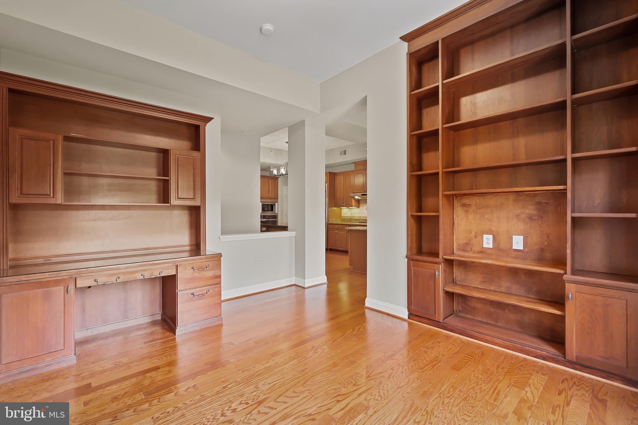 STRATHMORE PARK - Residential