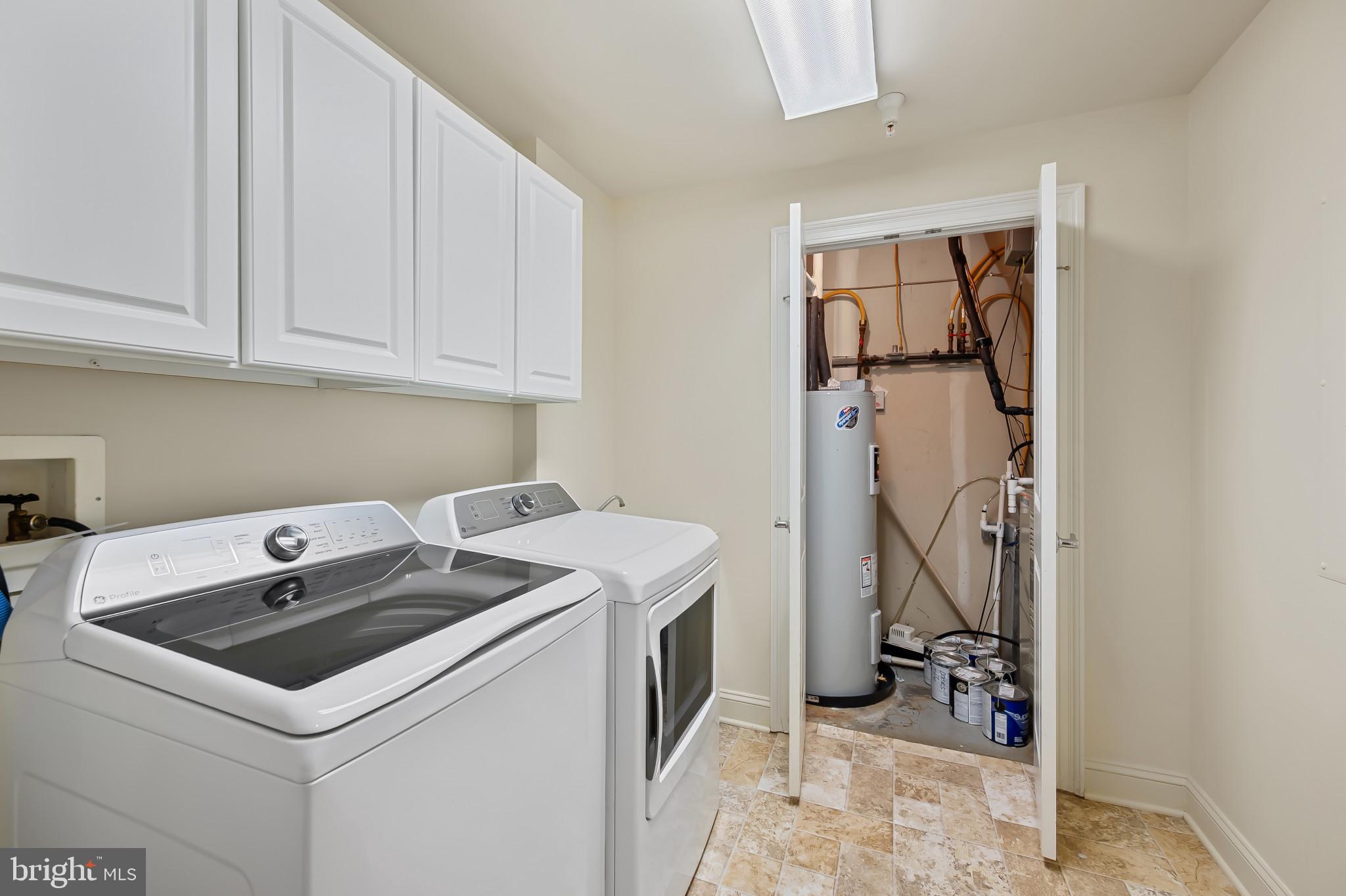 STRATHMORE PARK - Residential