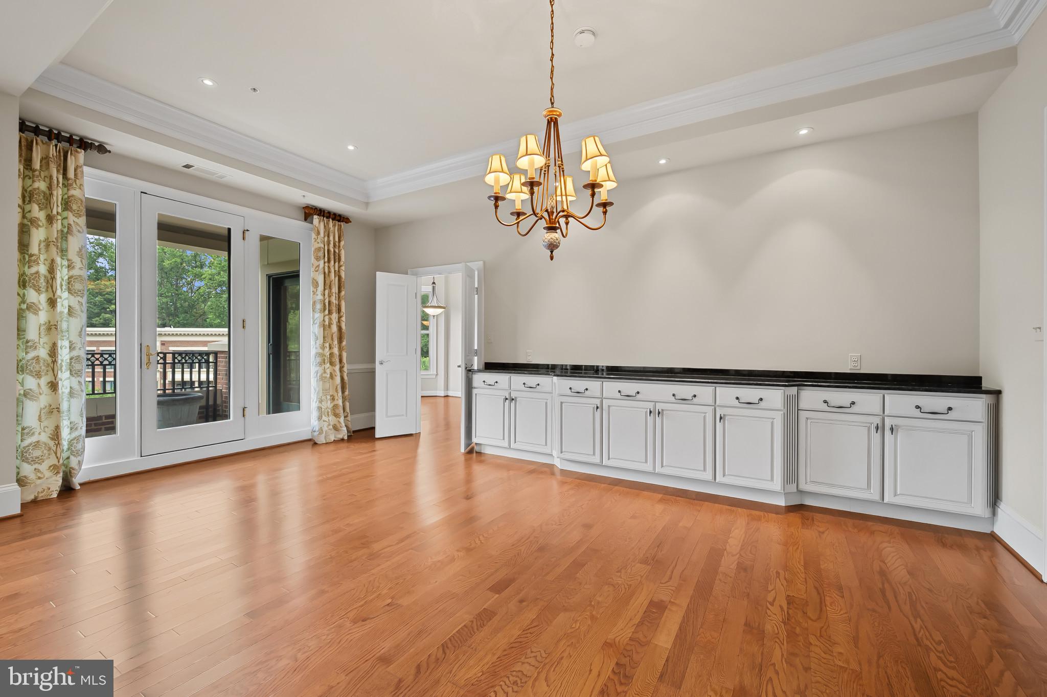 STRATHMORE PARK - Residential