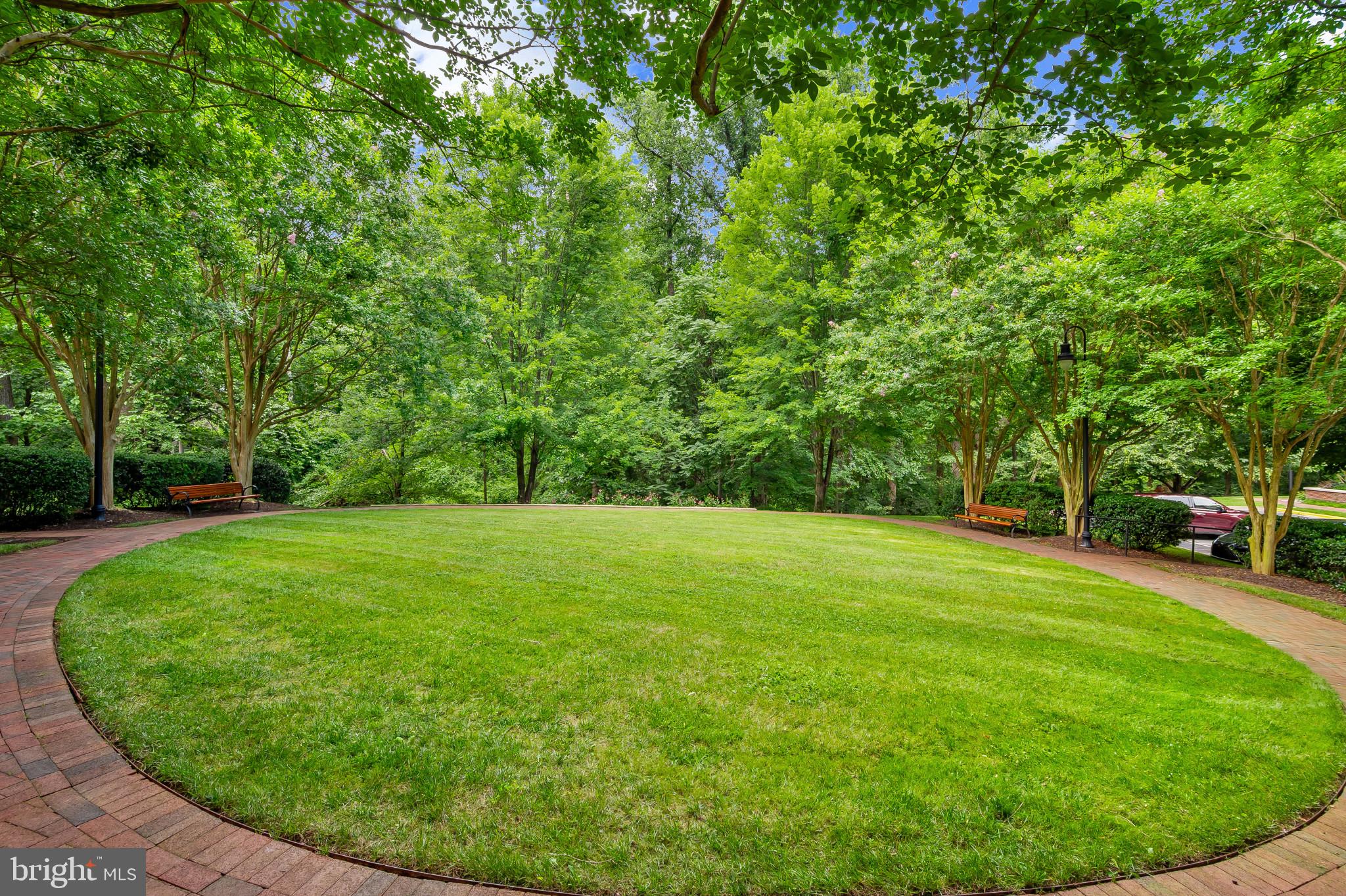 STRATHMORE PARK - Residential