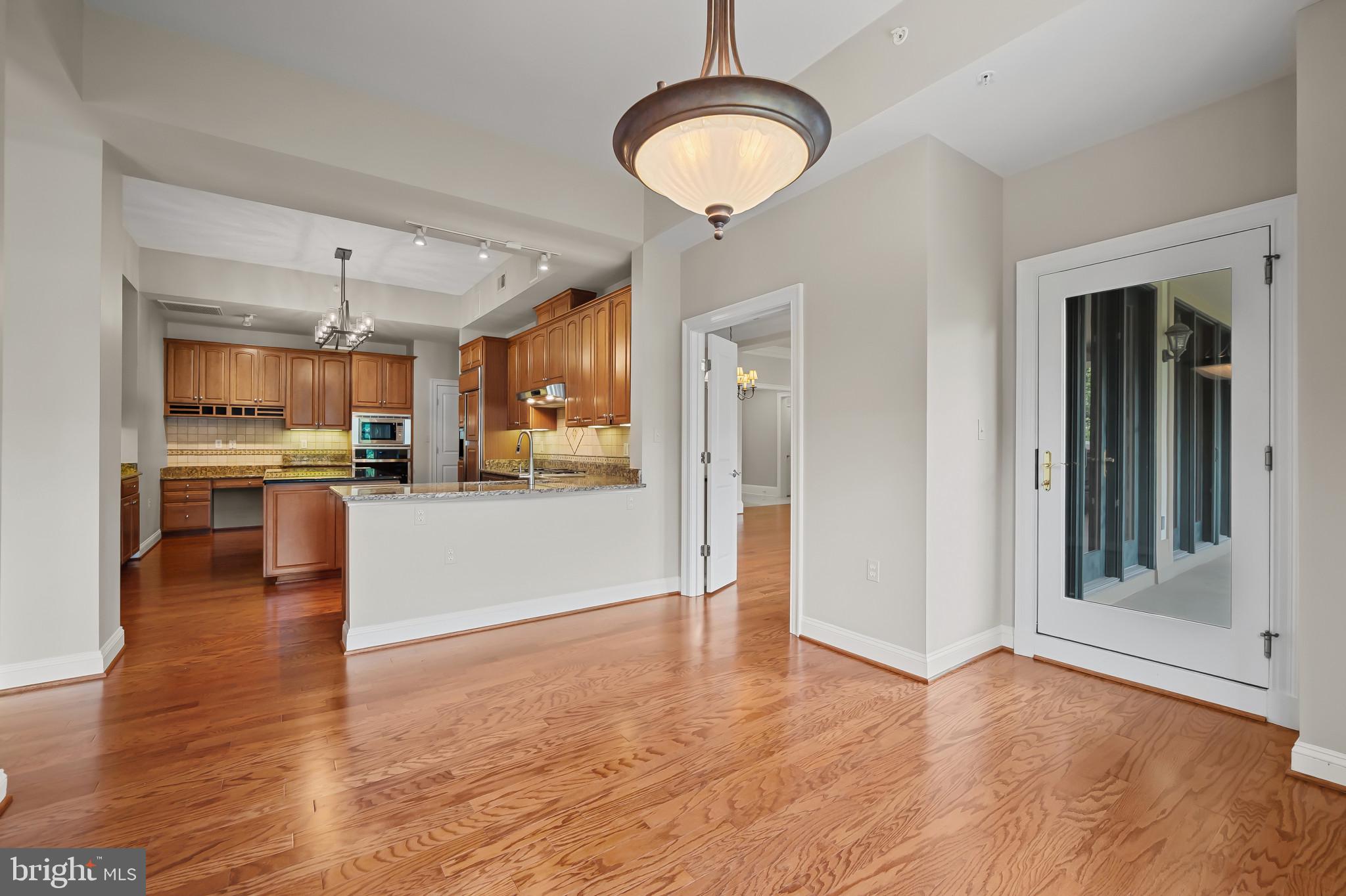 STRATHMORE PARK - Residential