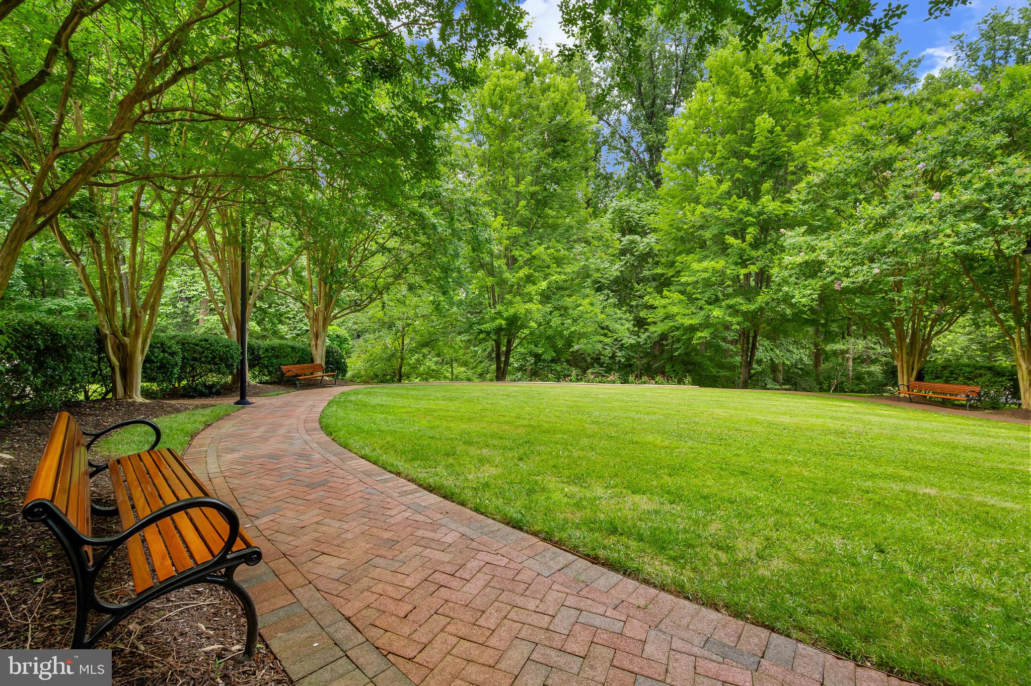 STRATHMORE PARK - Residential