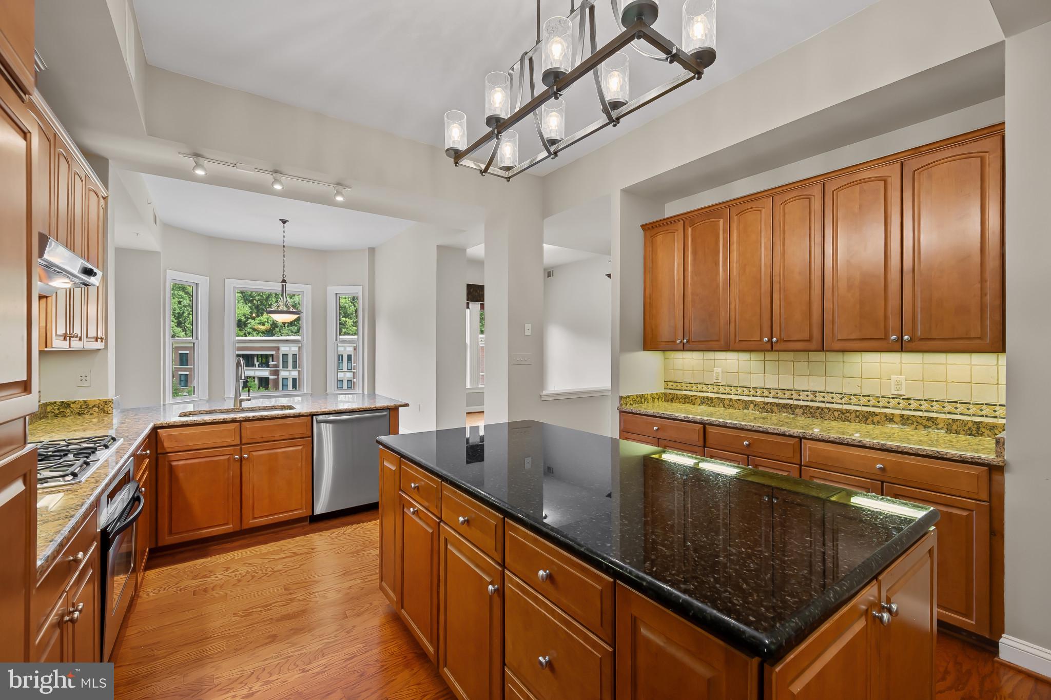 STRATHMORE PARK - Residential