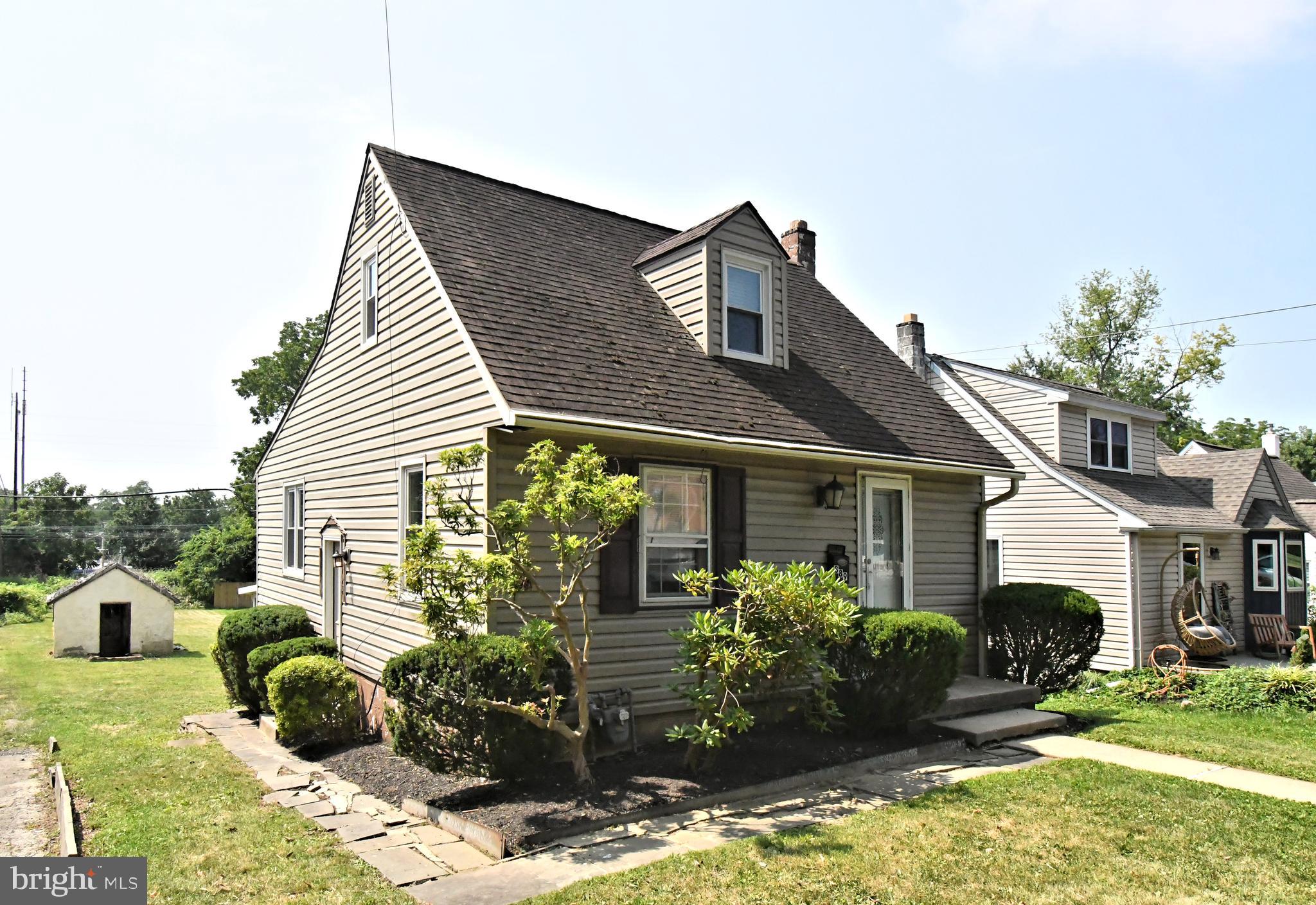 889 OLD LANCASTER ROAD