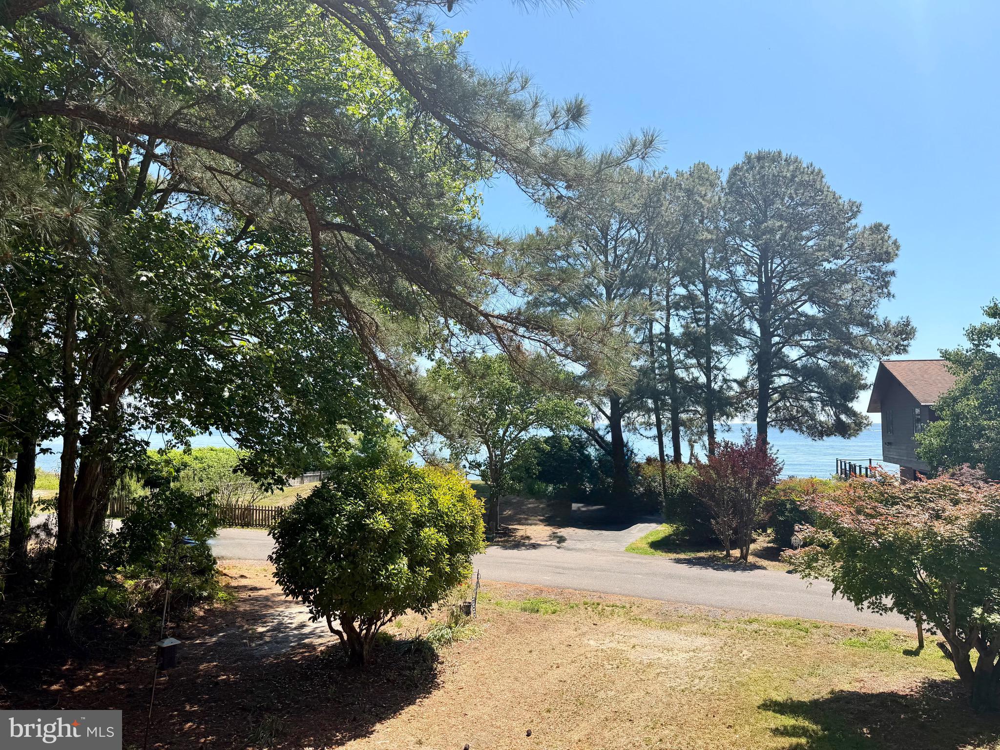DRUM POINT - Residential