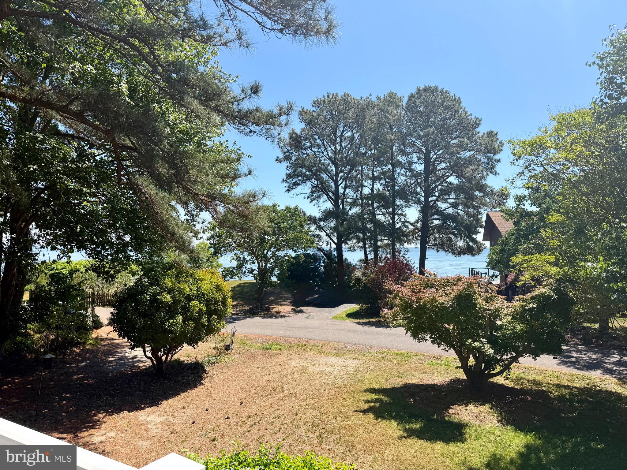 DRUM POINT - Residential