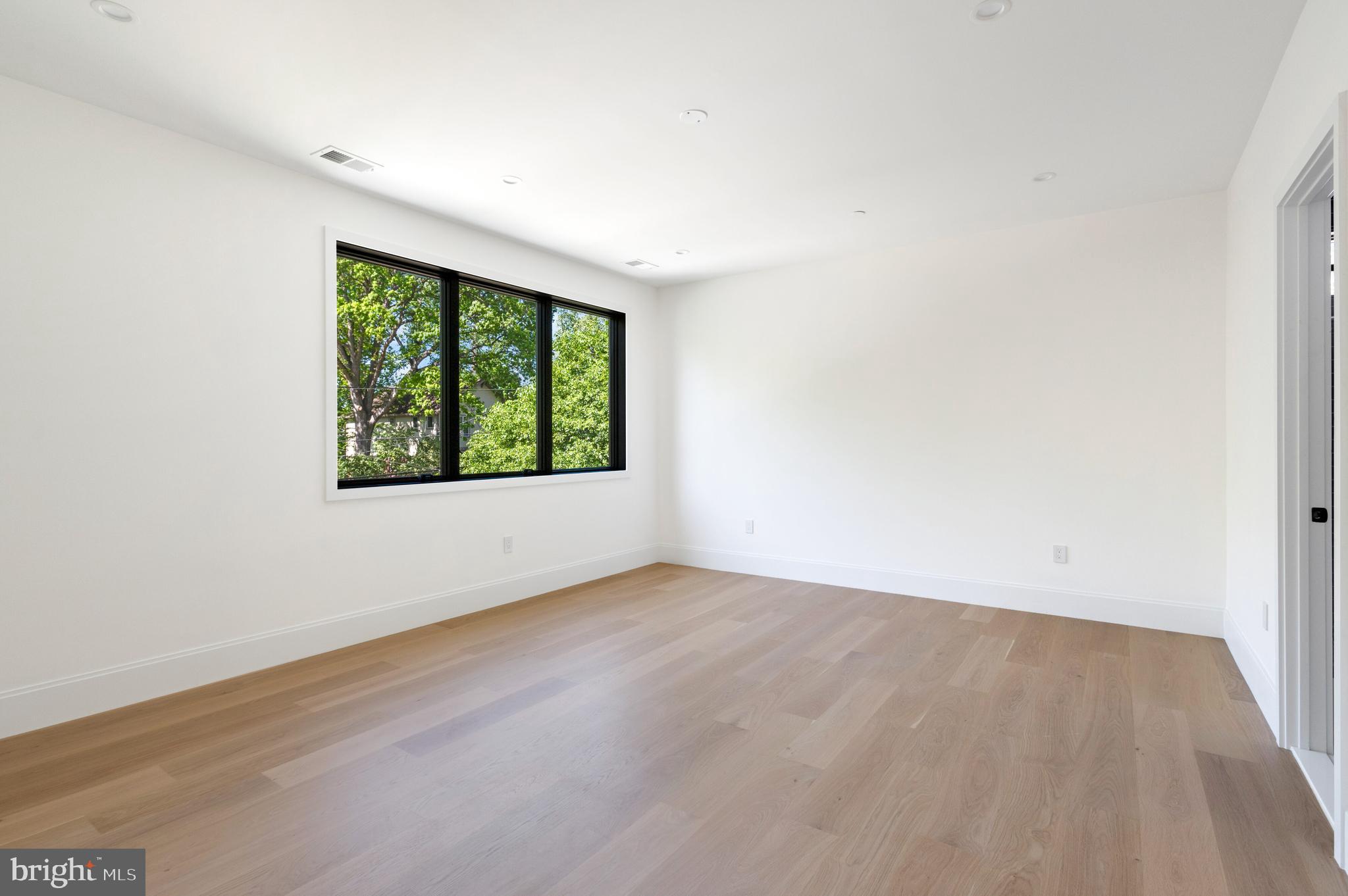 KENWOOD PARK - Residential