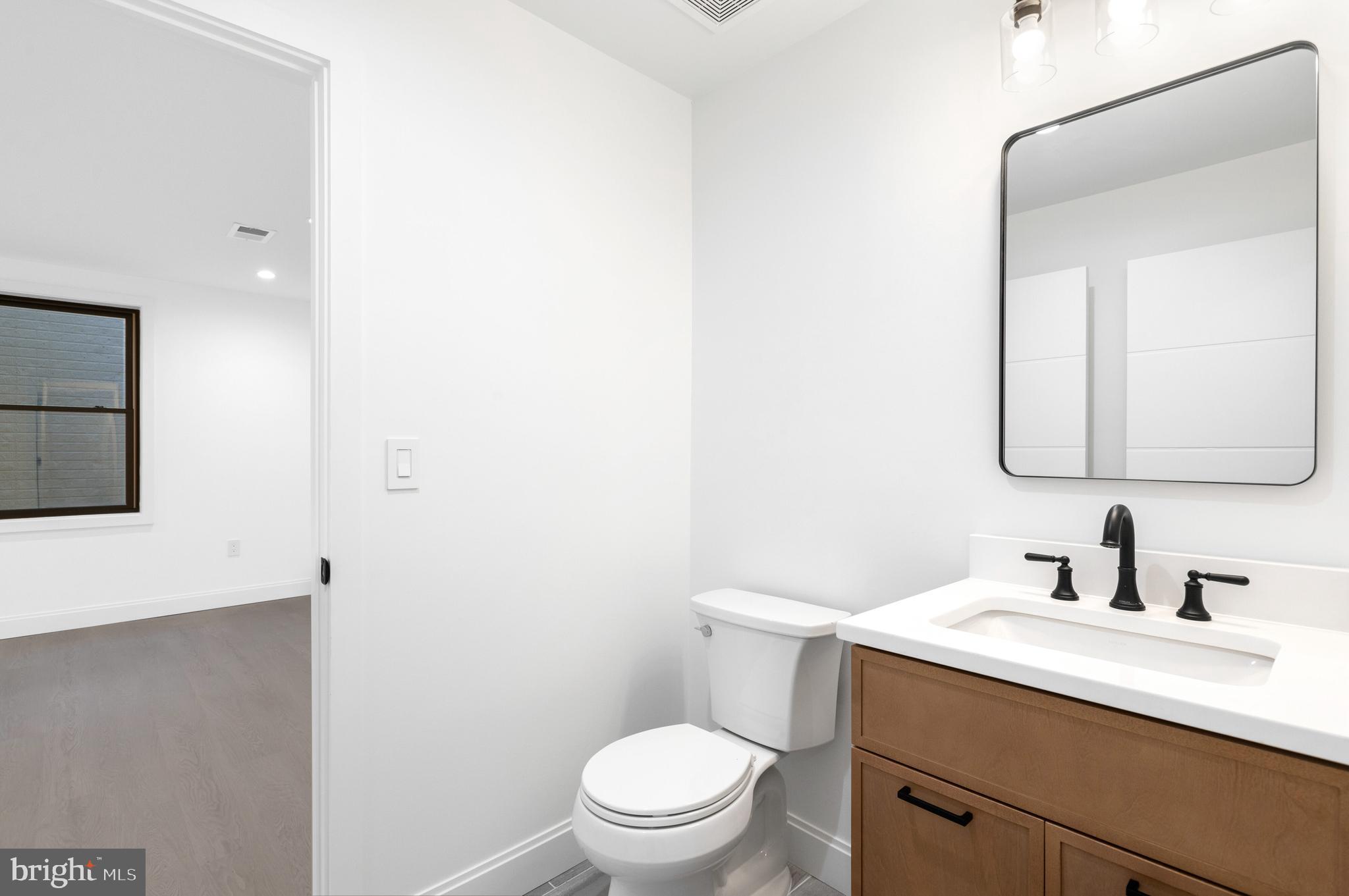 KENWOOD PARK - Residential