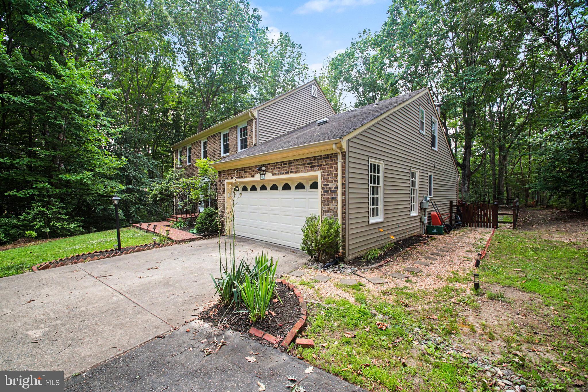 205 GULL COVE