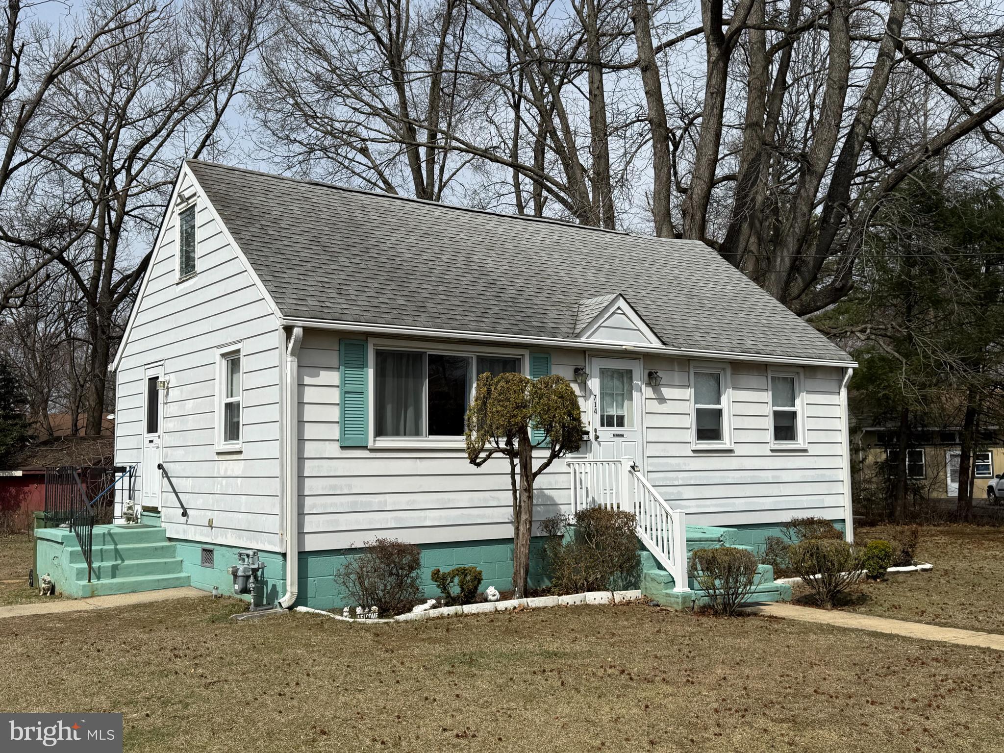 714 KENILWORTH AVENUE