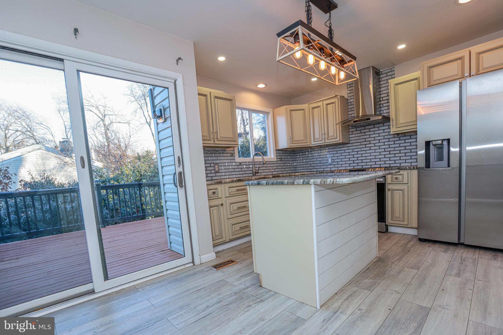 KIMBERLY MEADOWS - Residential