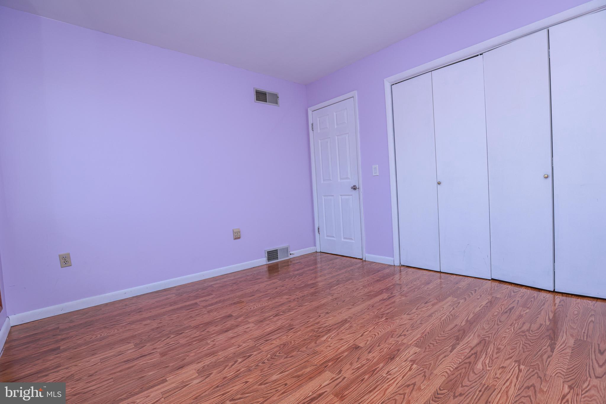 KIMBERLY MEADOWS - Residential