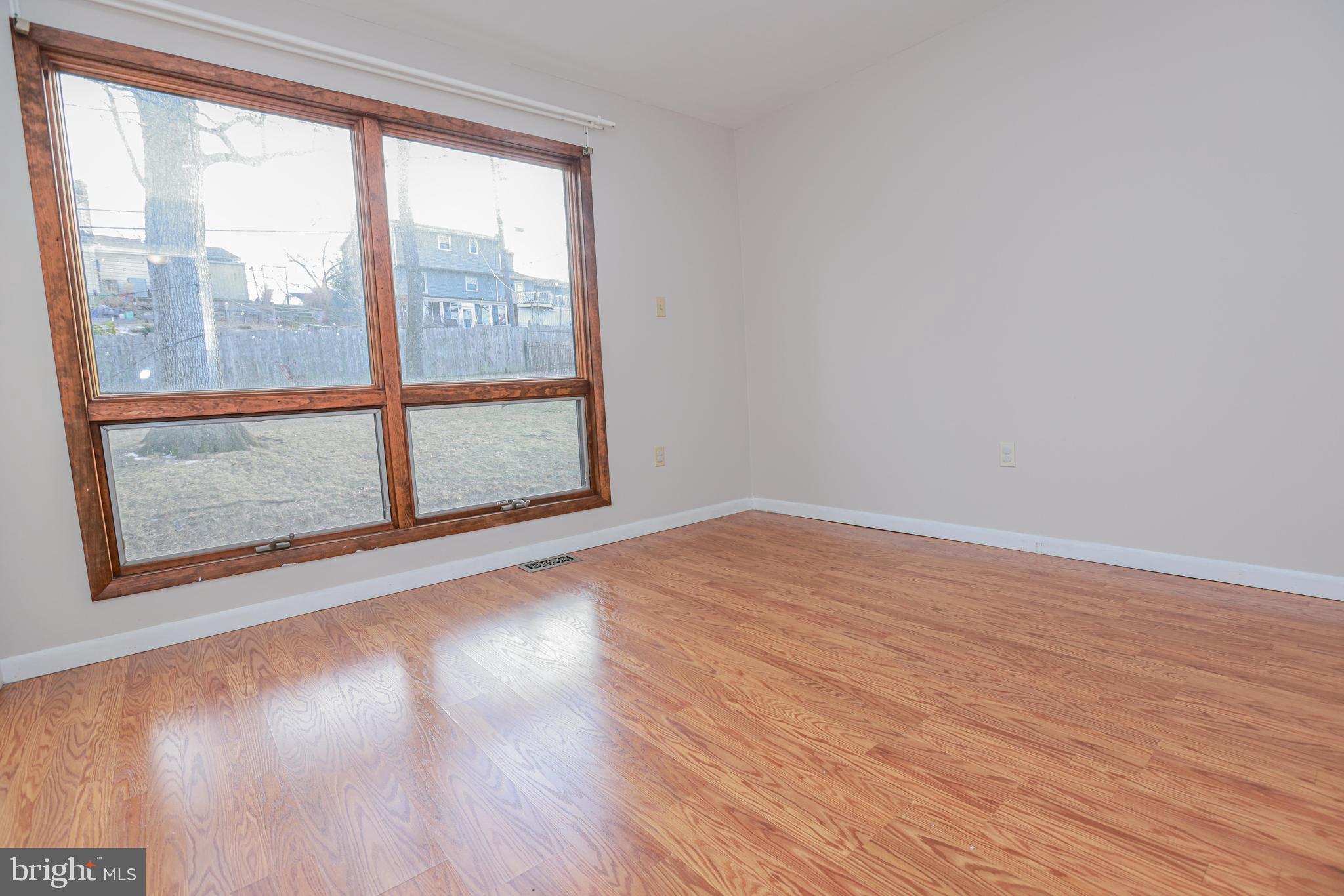 KIMBERLY MEADOWS - Residential