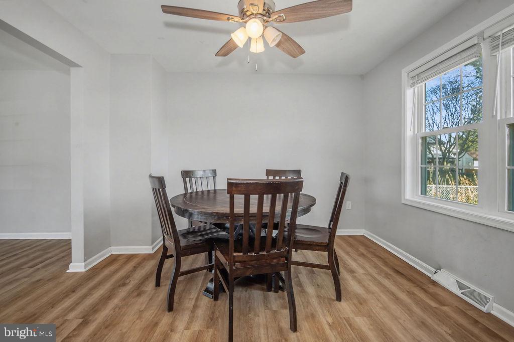 EAGLE GLEN - Residential