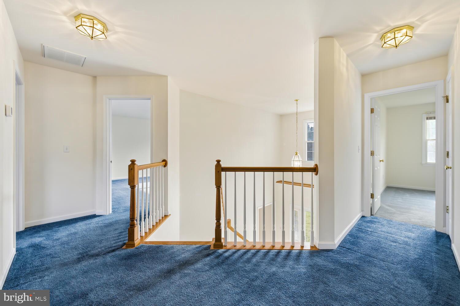 MAPLE HILL - Residential