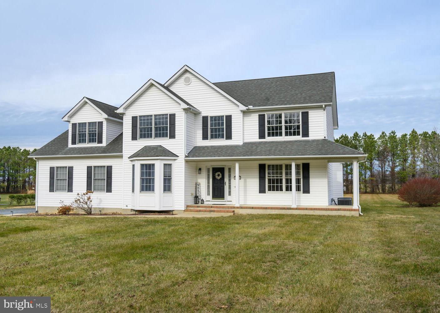 MAPLE HILL - Residential