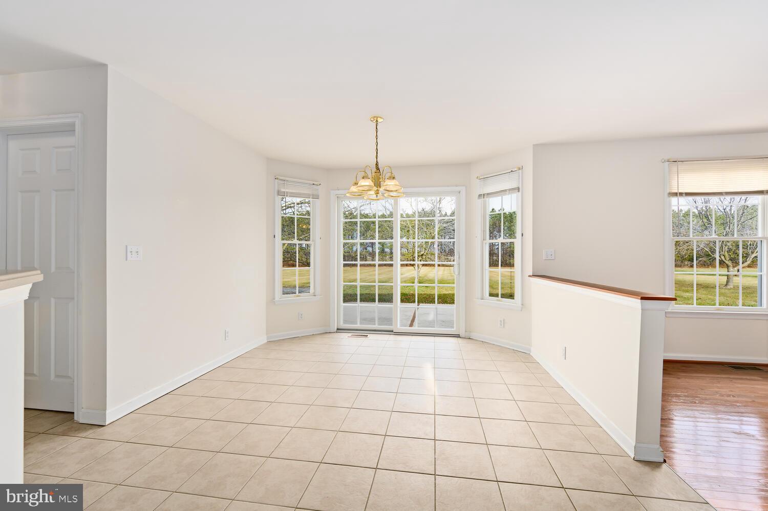 MAPLE HILL - Residential